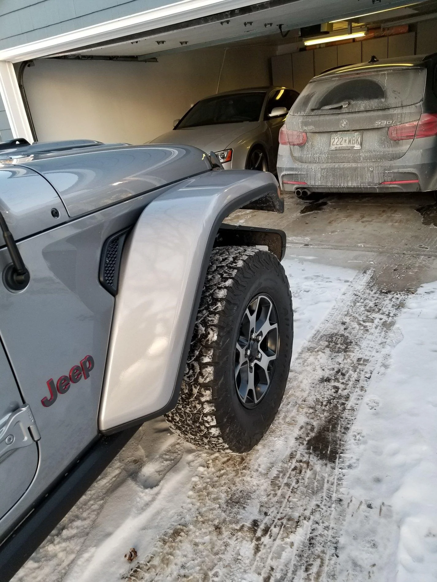 Jeep Wrangler JL Decals Or No Decals? 20180209_171450