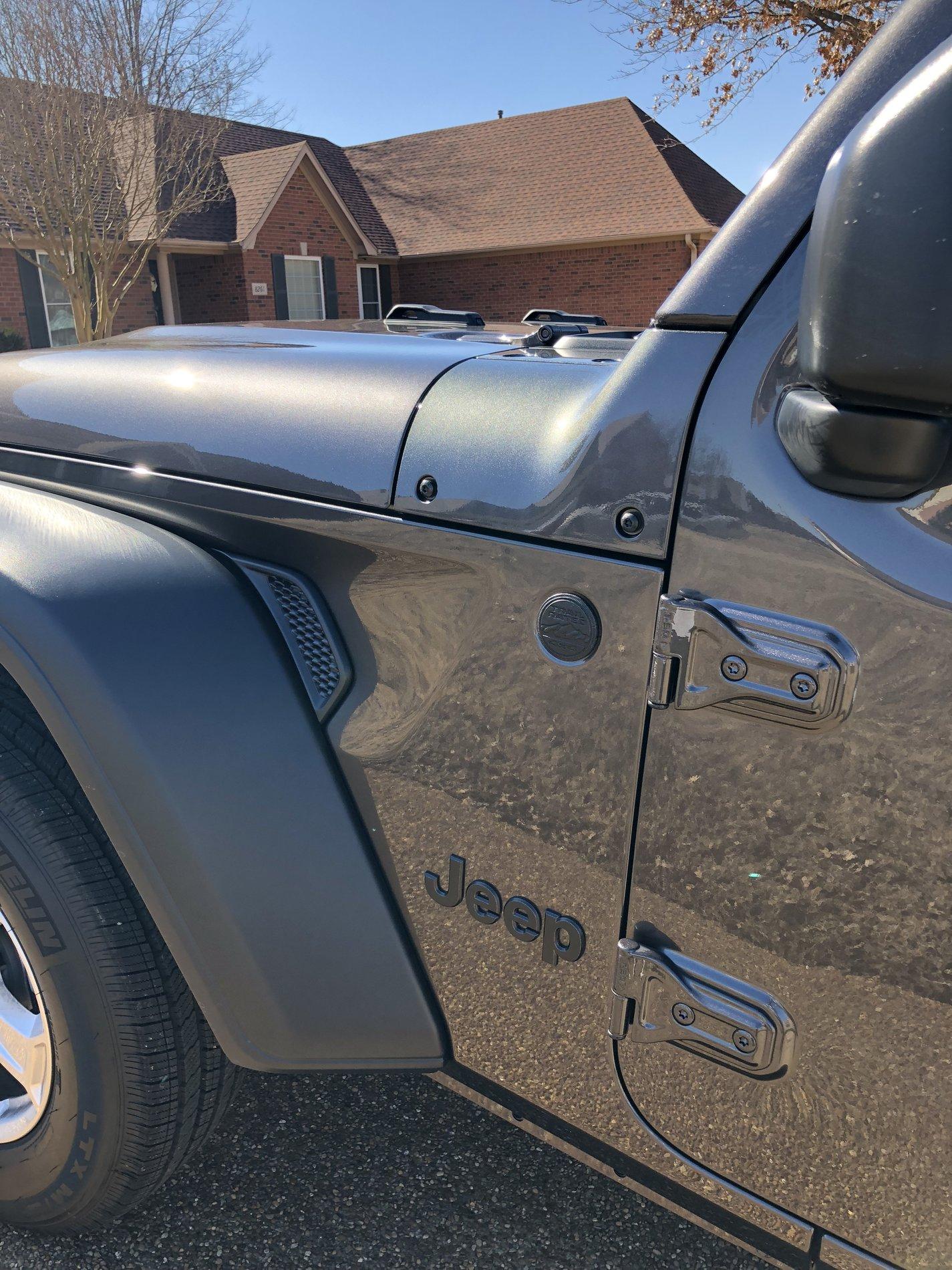 Jeep Wrangler JL Decals Or No Decals? 4B7D71B3-3116-4BDE-A172-913FD4B34474