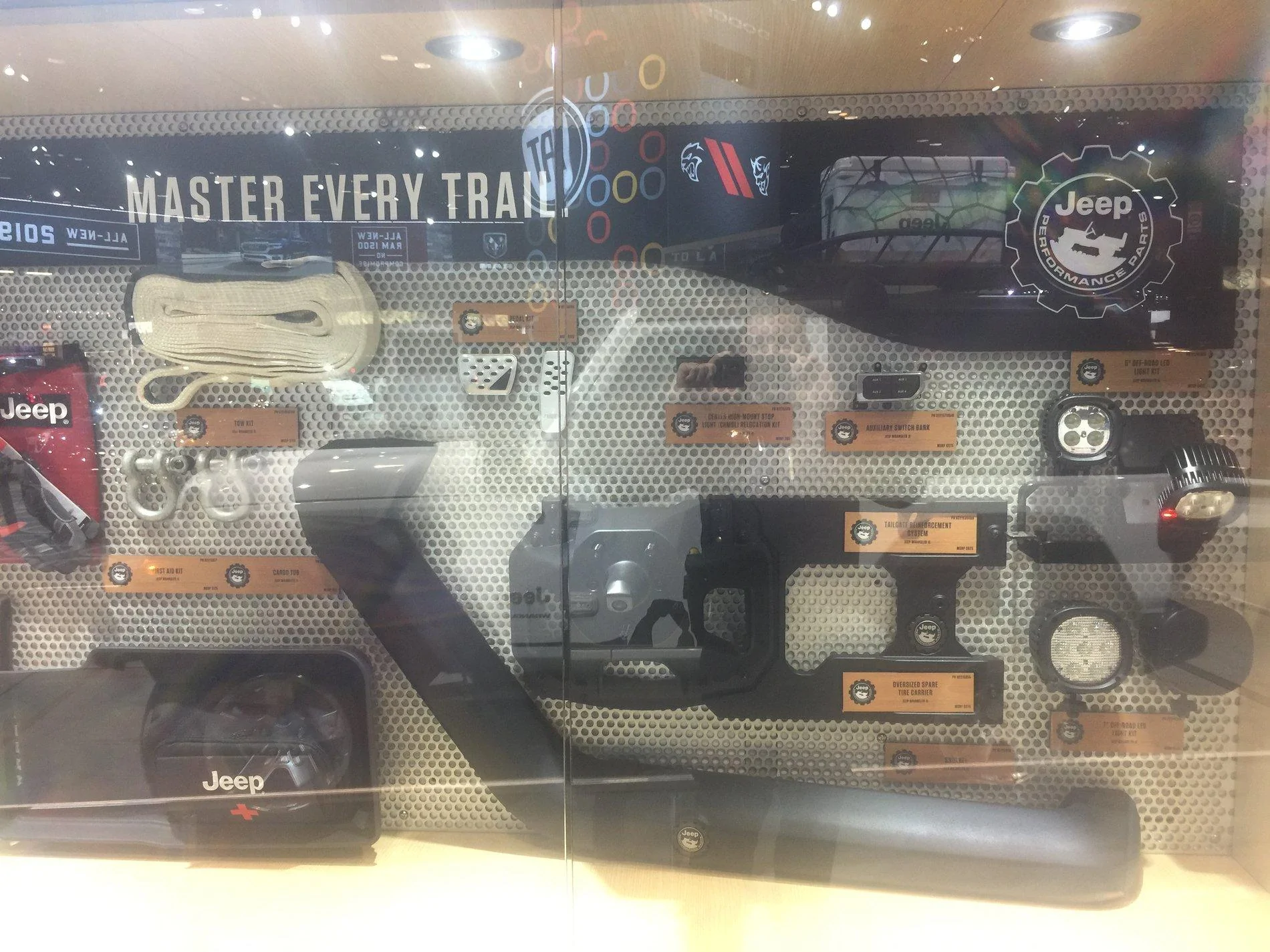 Jeep Wrangler JL Chicago Auto Show C984C0A8-1969-44A4-8740-6BAFAA238824