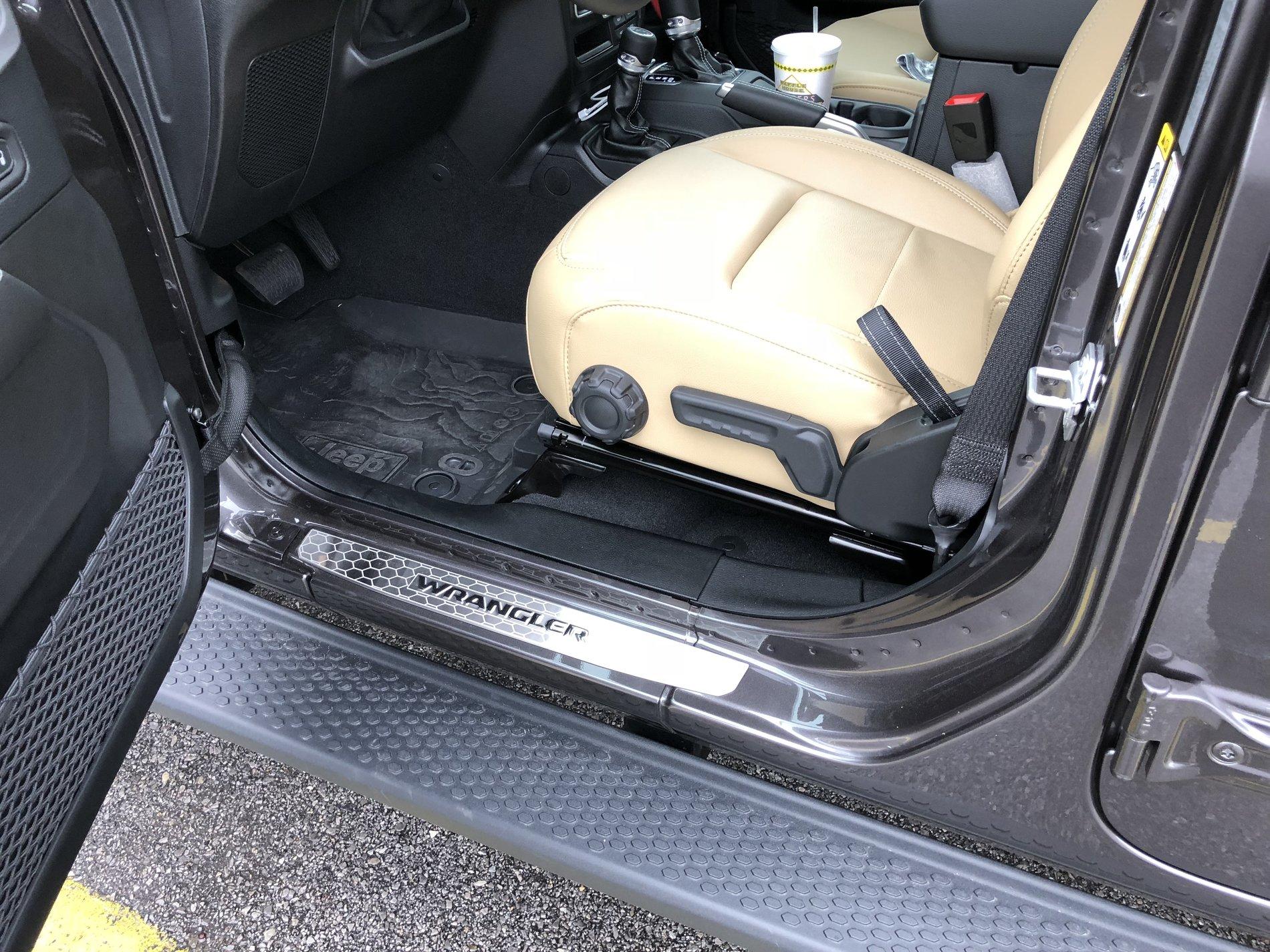 Jeep Wrangler JL Show off your Delivered JL Here! CD1F159D-7636-477F-9A1C-568B403DE808