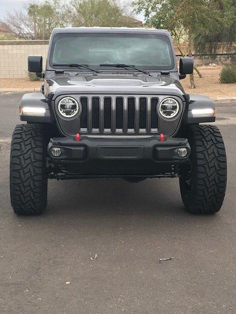 Jeep JL3.jpg