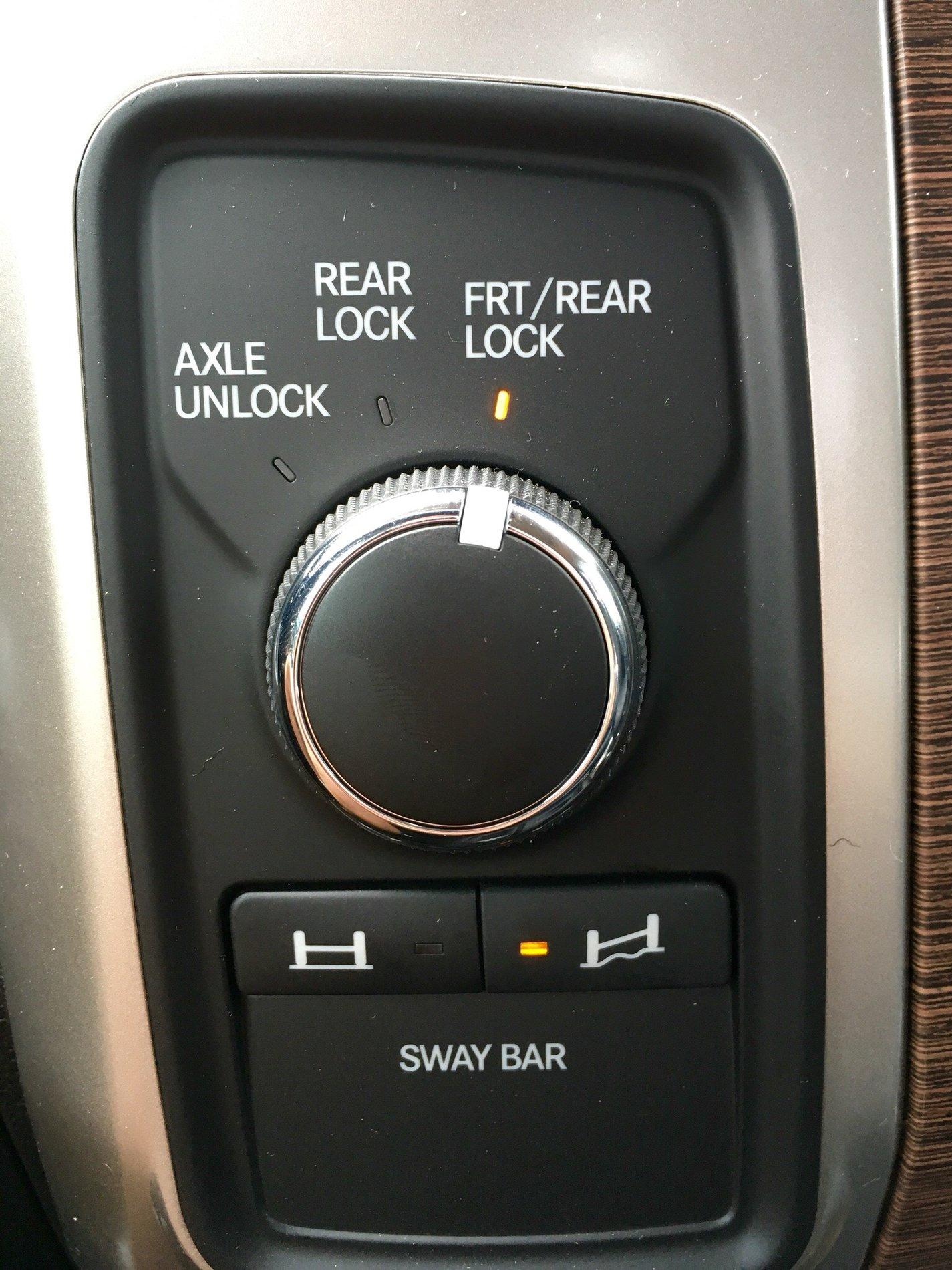 Jeep Wrangler JL Broke the lockers on test drive. 1EC2153E-5F84-42EC-B5E7-2F2FB64B99D5