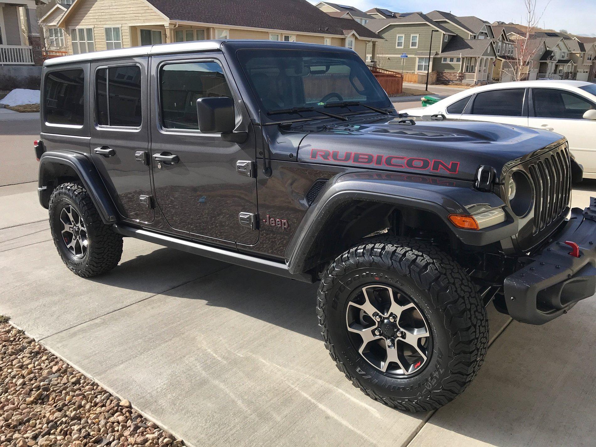 Jeep Wrangler JL Show off your Delivered JL Here! FFE21F9C-244B-4683-B495-BCF928B8C6D1