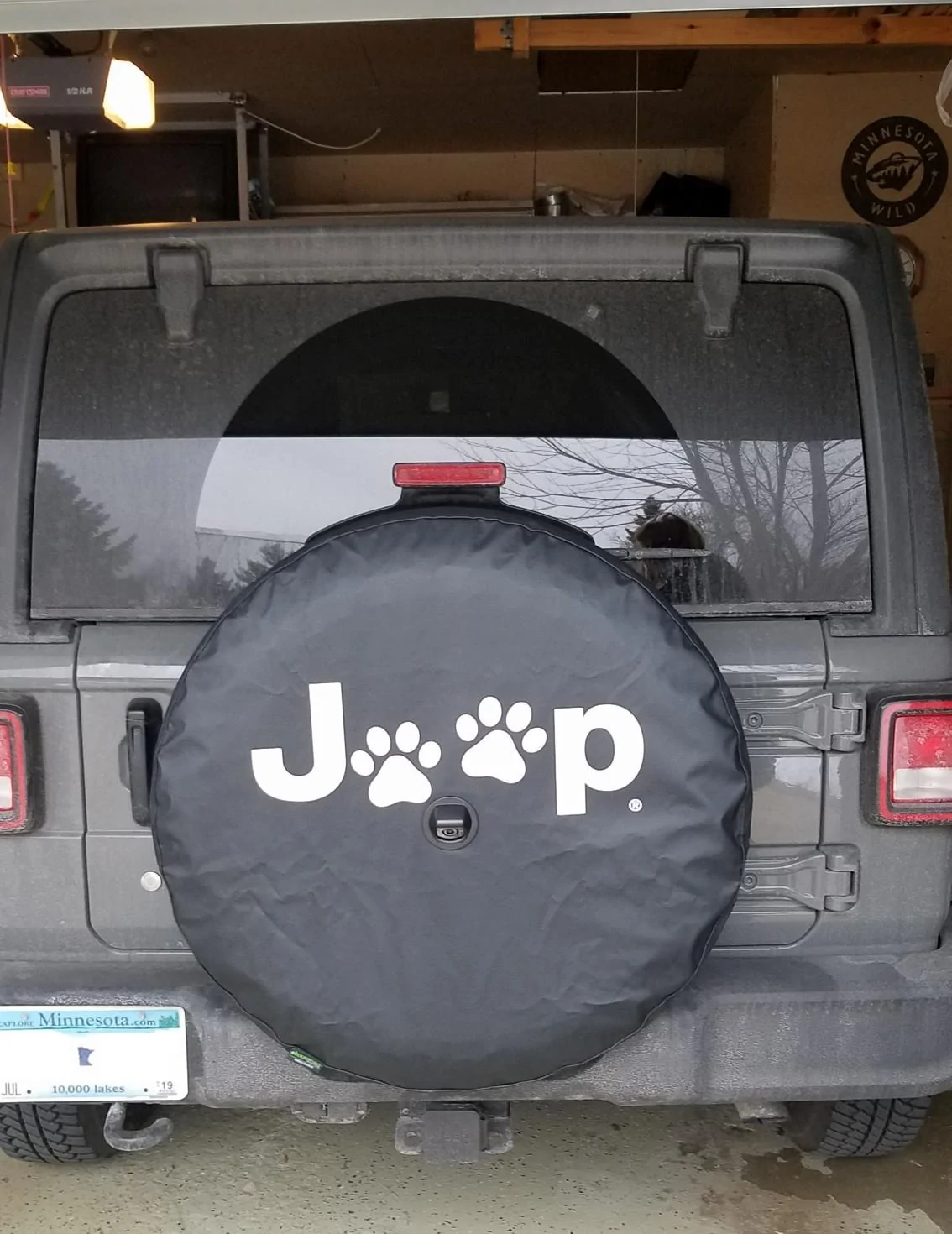 Spare tire cover.webp