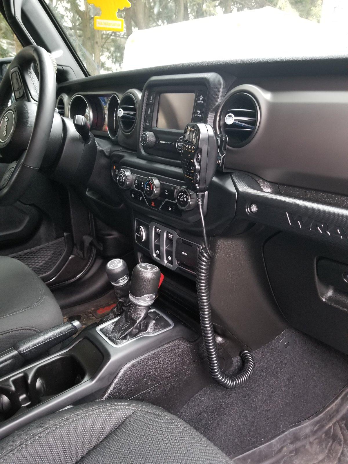 Jeep Wrangler JL Where are you mounting your CB? 20190116_143947