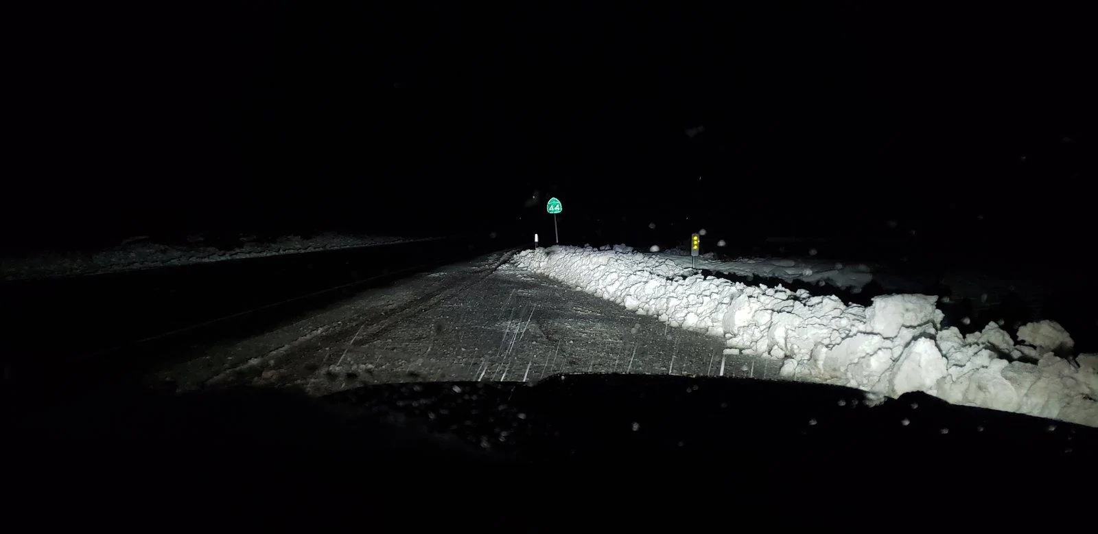 Jeep Wrangler JL LED Headlights and Wipers in snow? 20190116_182153