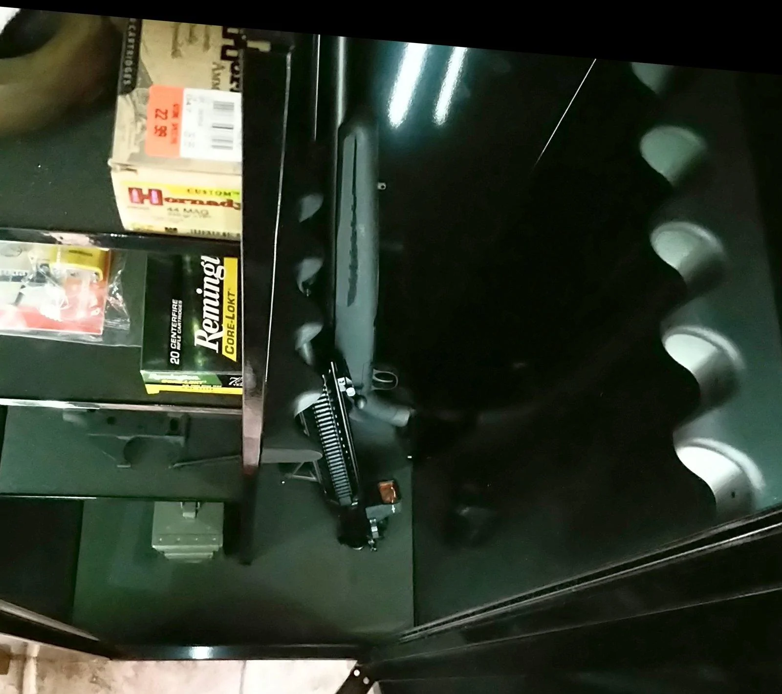 Jeep Wrangler JL Firearm and knife collectors gc