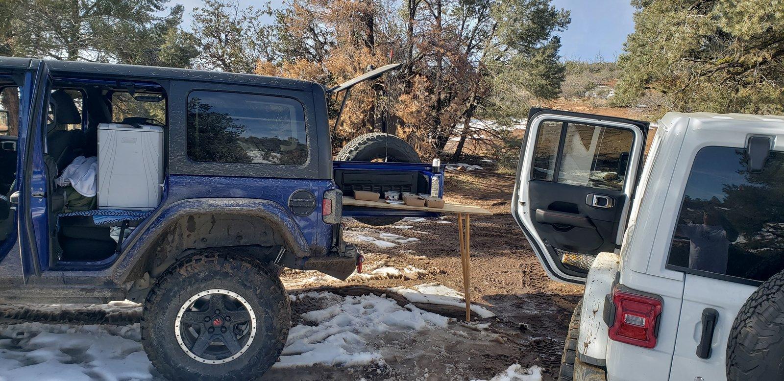 Jeep Wrangler JL Checking out Dove Springs area 20190119_132443