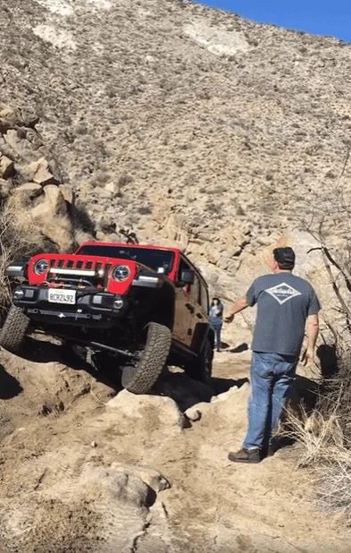 Jeep Wrangler JL Pinyon Mountain Trail (Squeeze and JLU) upload_2019-1-21_13-13-26