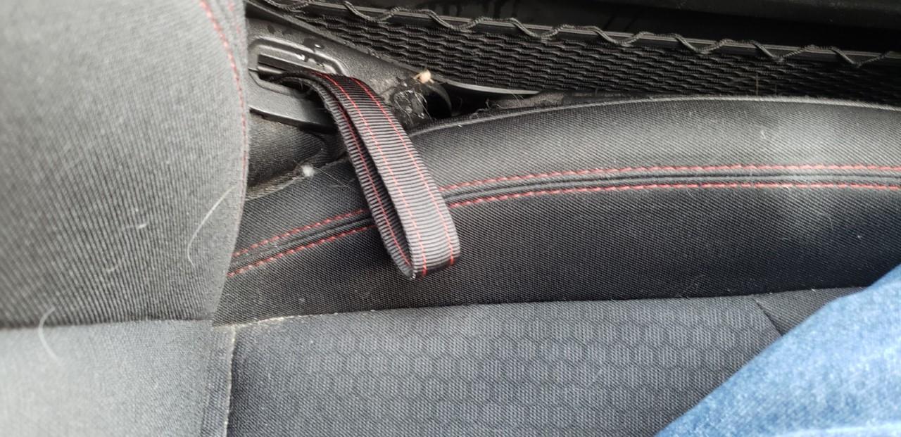 Jeep Wrangler JL 2 door soft top issues thumbnail_Resized_20190122_145636