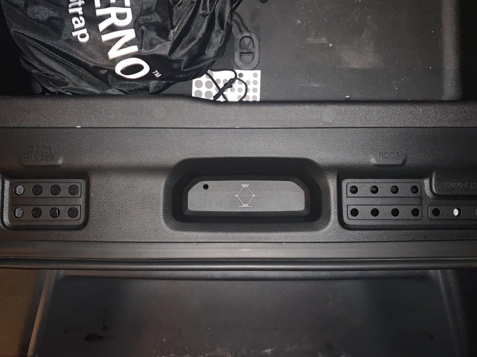 Jeep Wrangler JL Rattle in the back? 5276E537-AB27-47EB-80EE-30F4DC4949BC