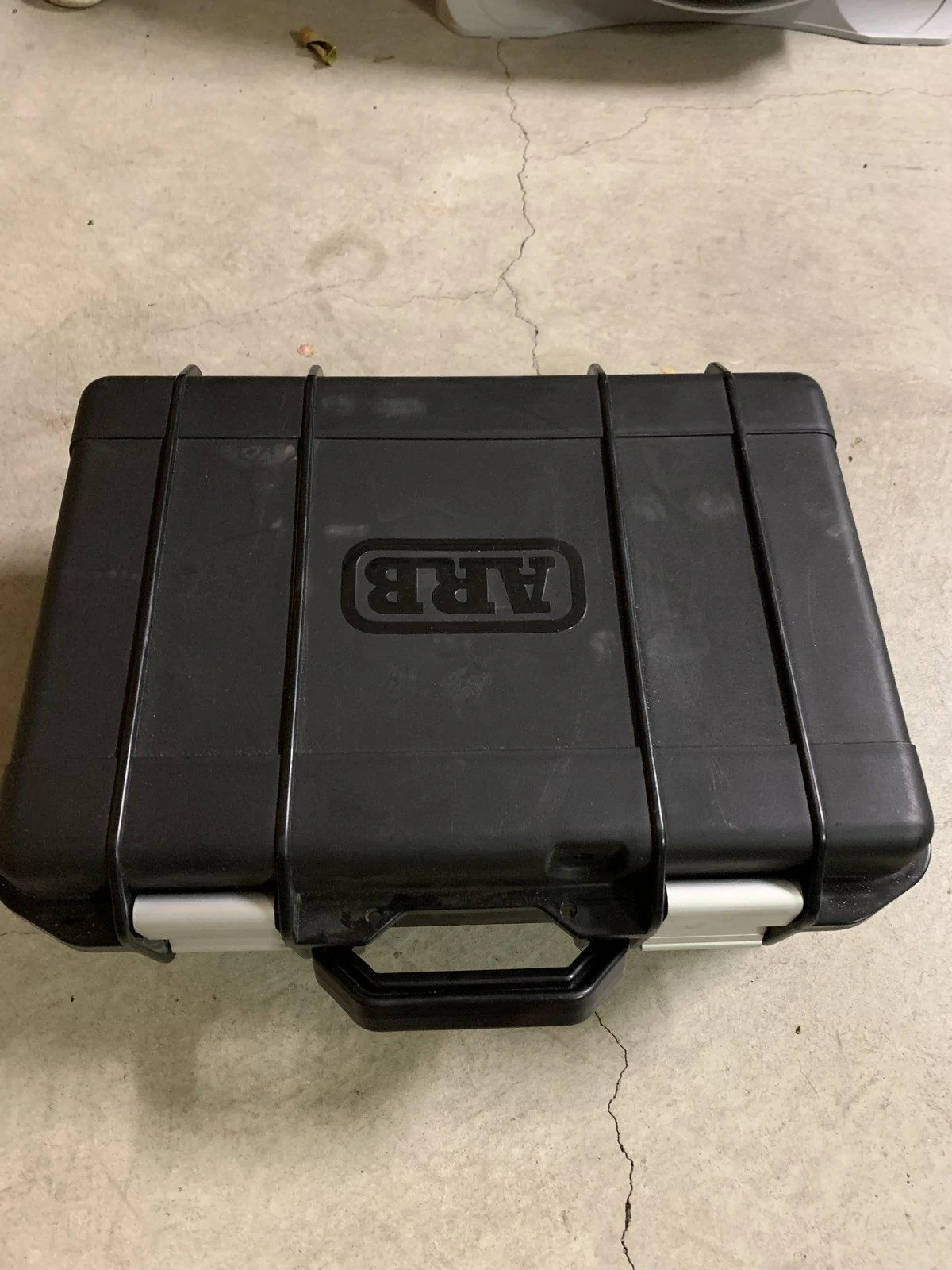 Jeep Wrangler JL ARB 12v air compressor $500 4D5145CE-0D13-4EF2-ADB8-B7C824FCA2D3