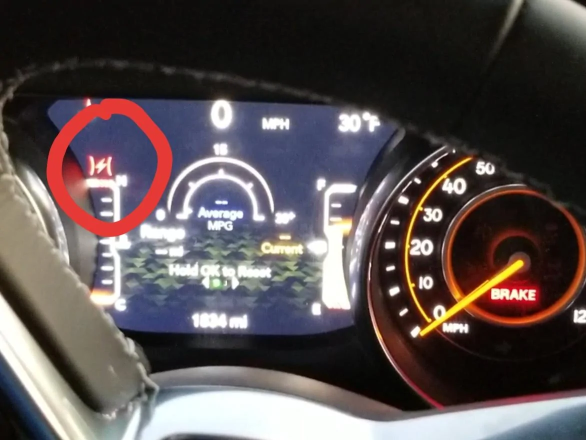 Jeep Wrangler JL 2019 JLUS 3.6 MT Delayed Start when cold? 20190123_145610