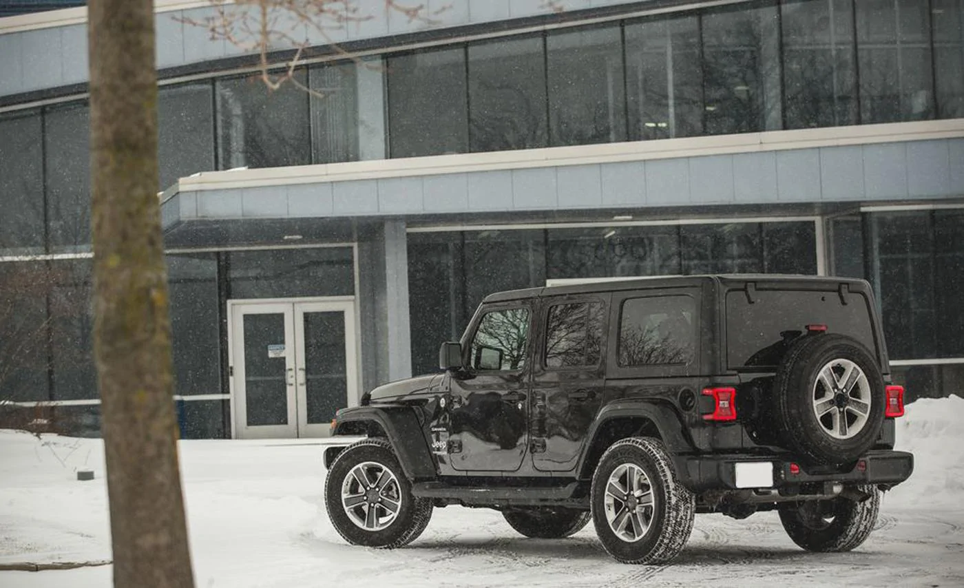 Jeep Wrangler JL Sahara Wheels (Toronto, Canada) 2018-Jeep-JL-Wrangler-Sahara-118