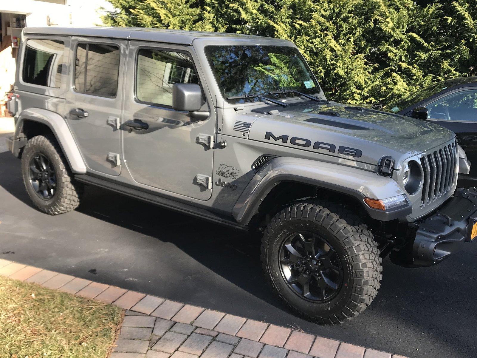 Jeep Wrangler JL Locking lug nut size 20190126_190811521_iOS
