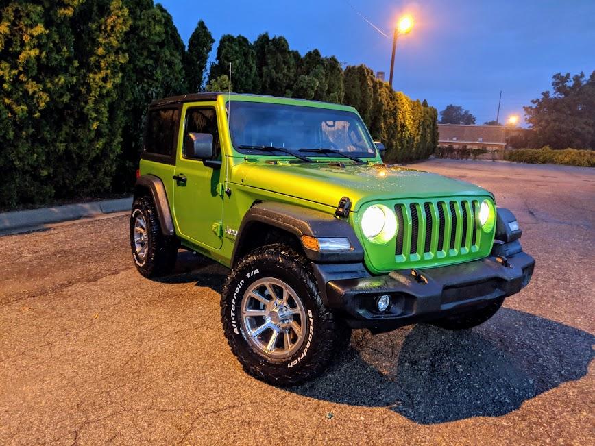 Jeep Wrangler JL Raised white lettering: out! MVIMG_20181006_072529
