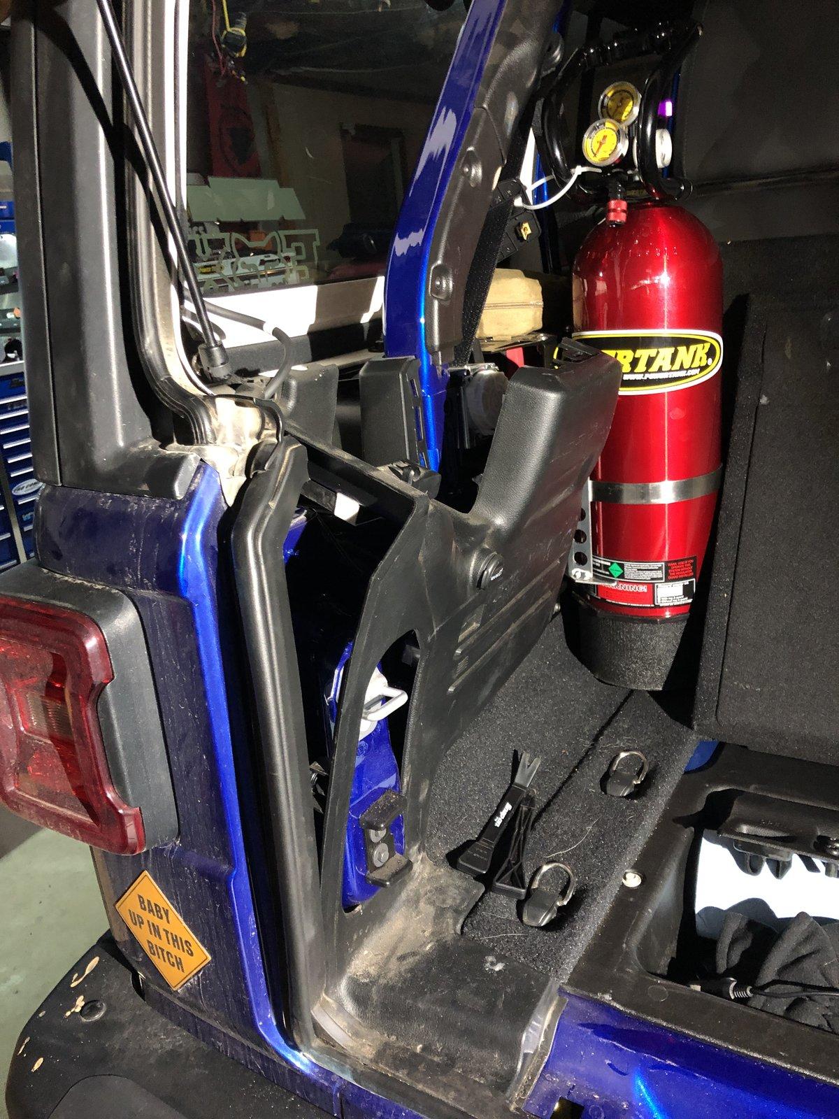 Jeep Wrangler JL Brawlee Liftgate Light Install. 4182ABE1-C97A-4558-ACEC-38CC1A58C8AF