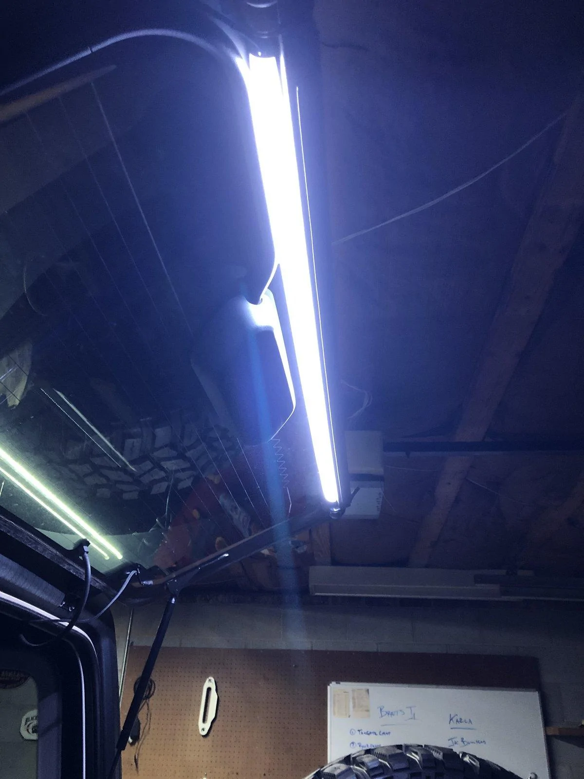 Jeep Wrangler JL Brawlee Liftgate Light Install. 42751ECB-8A25-4496-82D0-AF006F71169E
