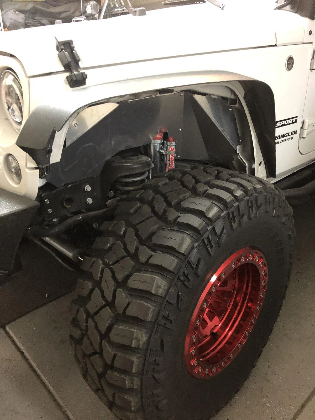 Jeep Wrangler JL Red Fuel Zephyr Beadlocks? 6972F4D1-09BC-4C84-A63A-6DC1A994664B