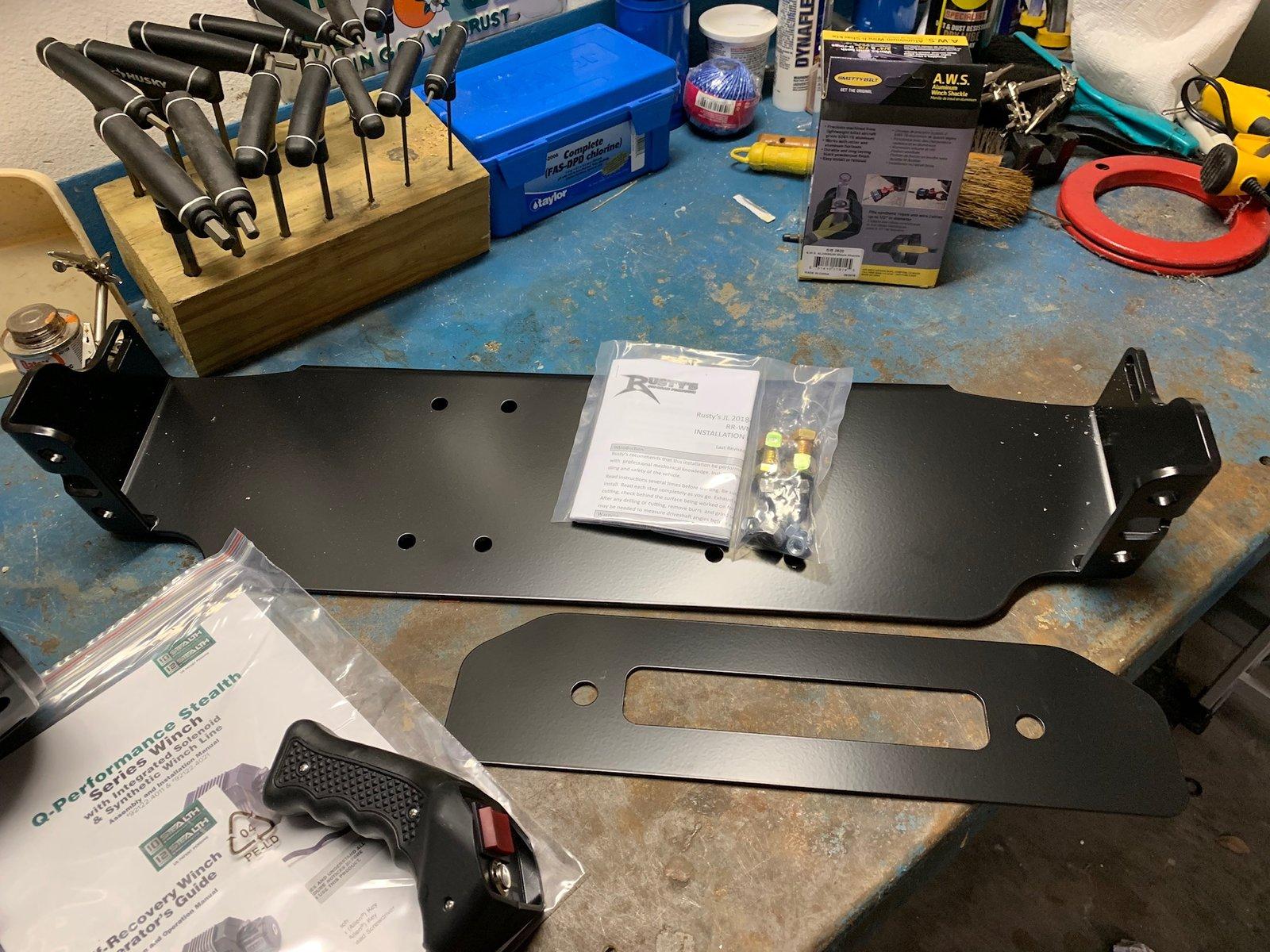 Jeep Wrangler JL Quadratec stealth installed CC4702FB-9E07-4CC1-A85D-0BDCD4268119