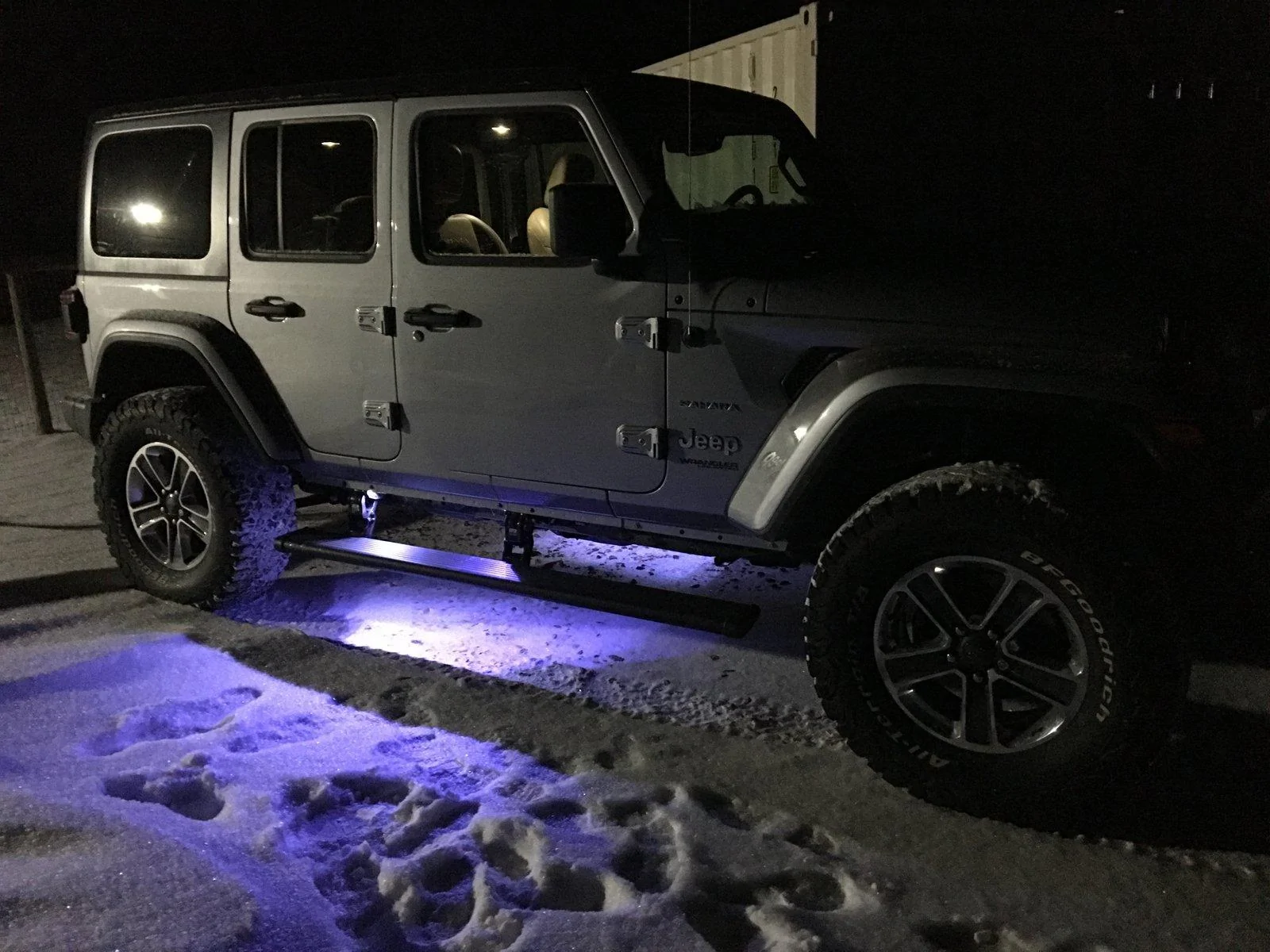 Jeep Wrangler JL AMP Research Running Boards A543CCB3-59C5-4911-A8F4-C16C49CA9ADE