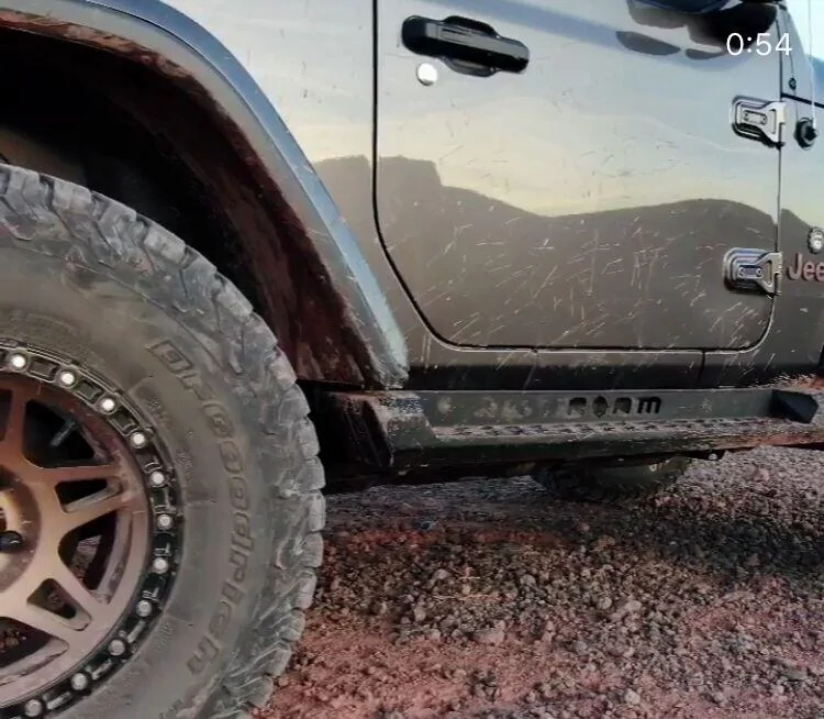 Jeep Wrangler JL Bronze Wheels on JL? roam2door