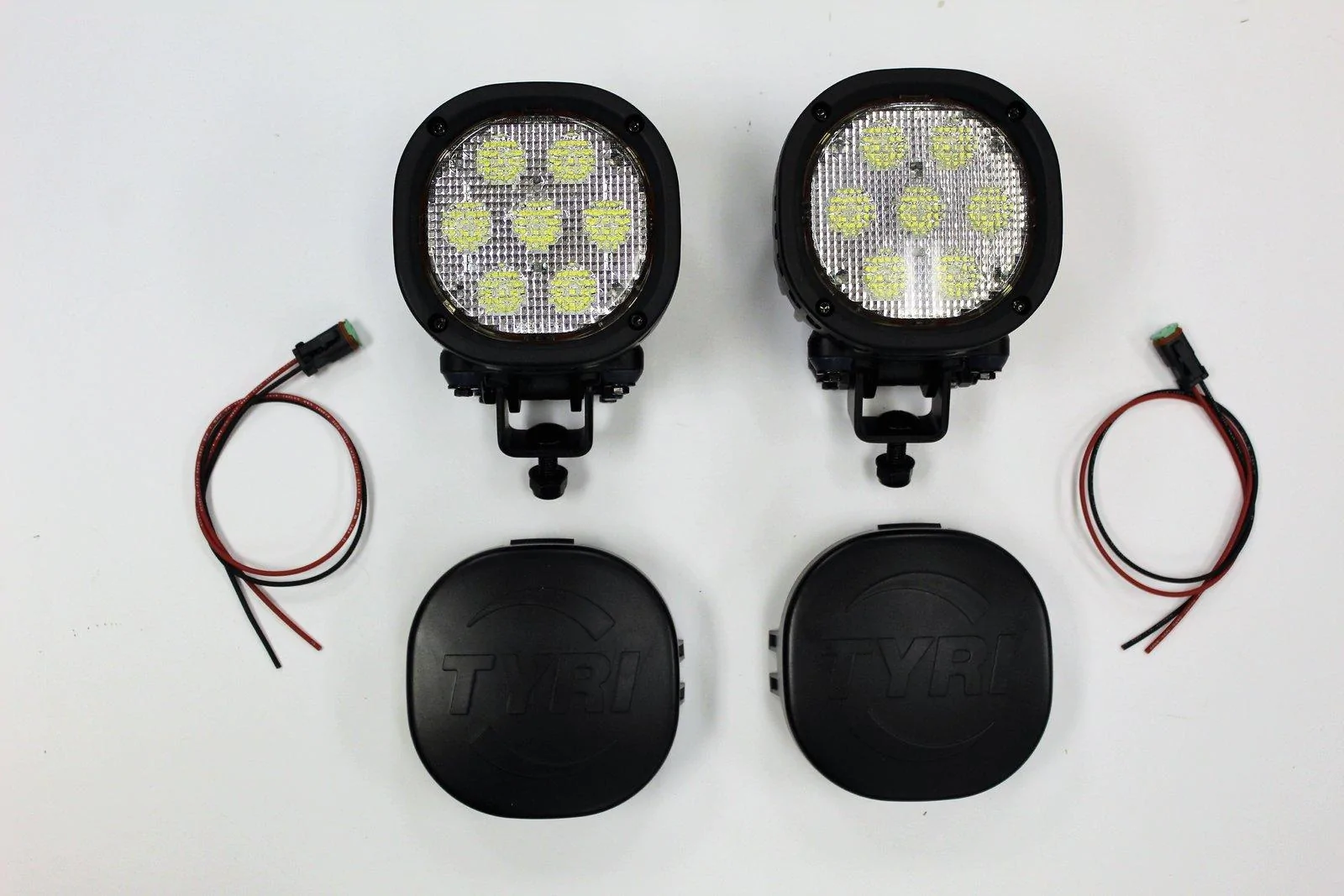 Jeep Wrangler JL TYRI Lights from Maximus-3 IMG_0588