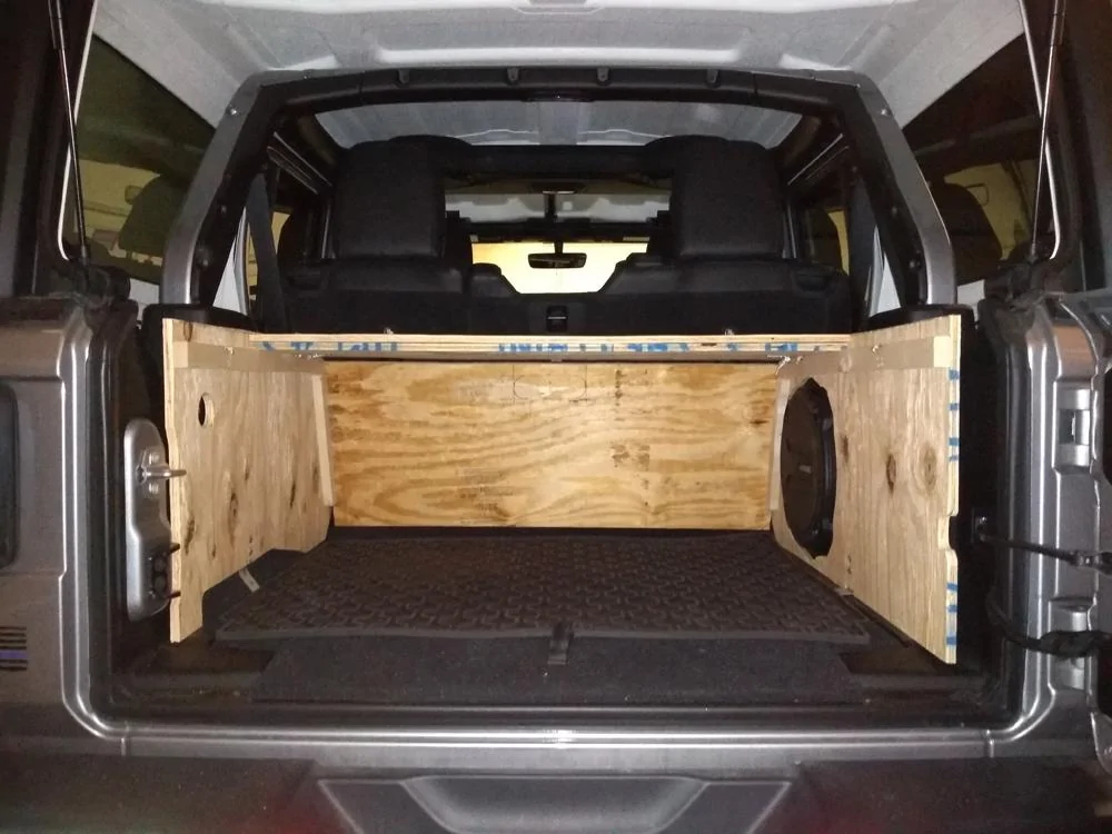 Jeep Wrangler JL Tuffy JL Security Deck Enclosure installed... Security enclosure (3) resiz