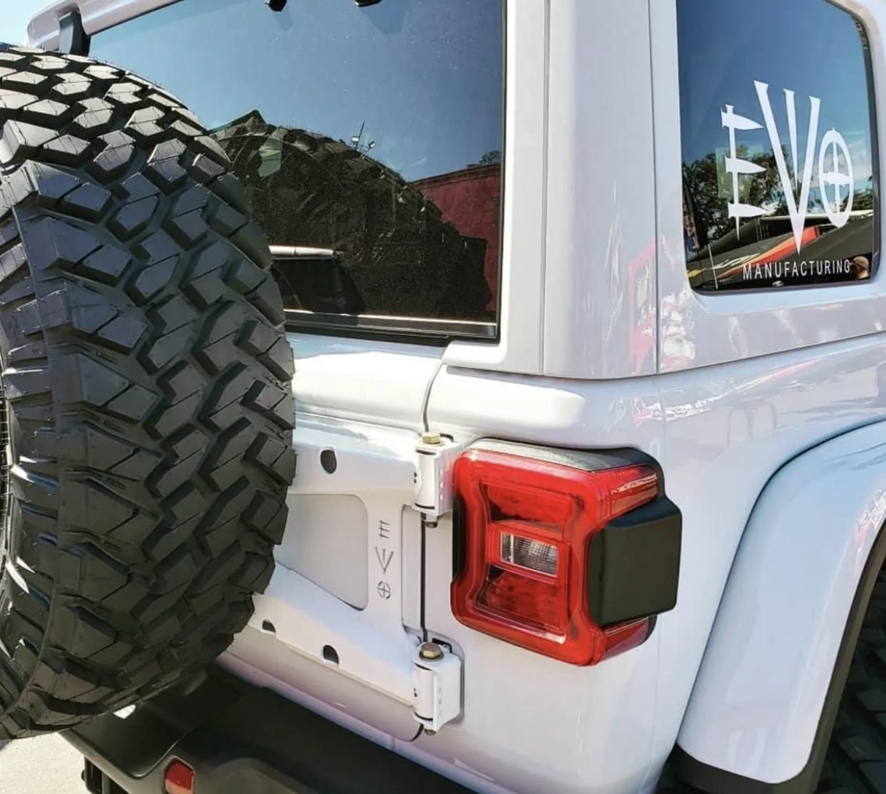 Jeep Wrangler JL EVO Hinged Tire Carrier New 033FF4F2-8BB1-42DA-B242-4D92DA5E7EEE