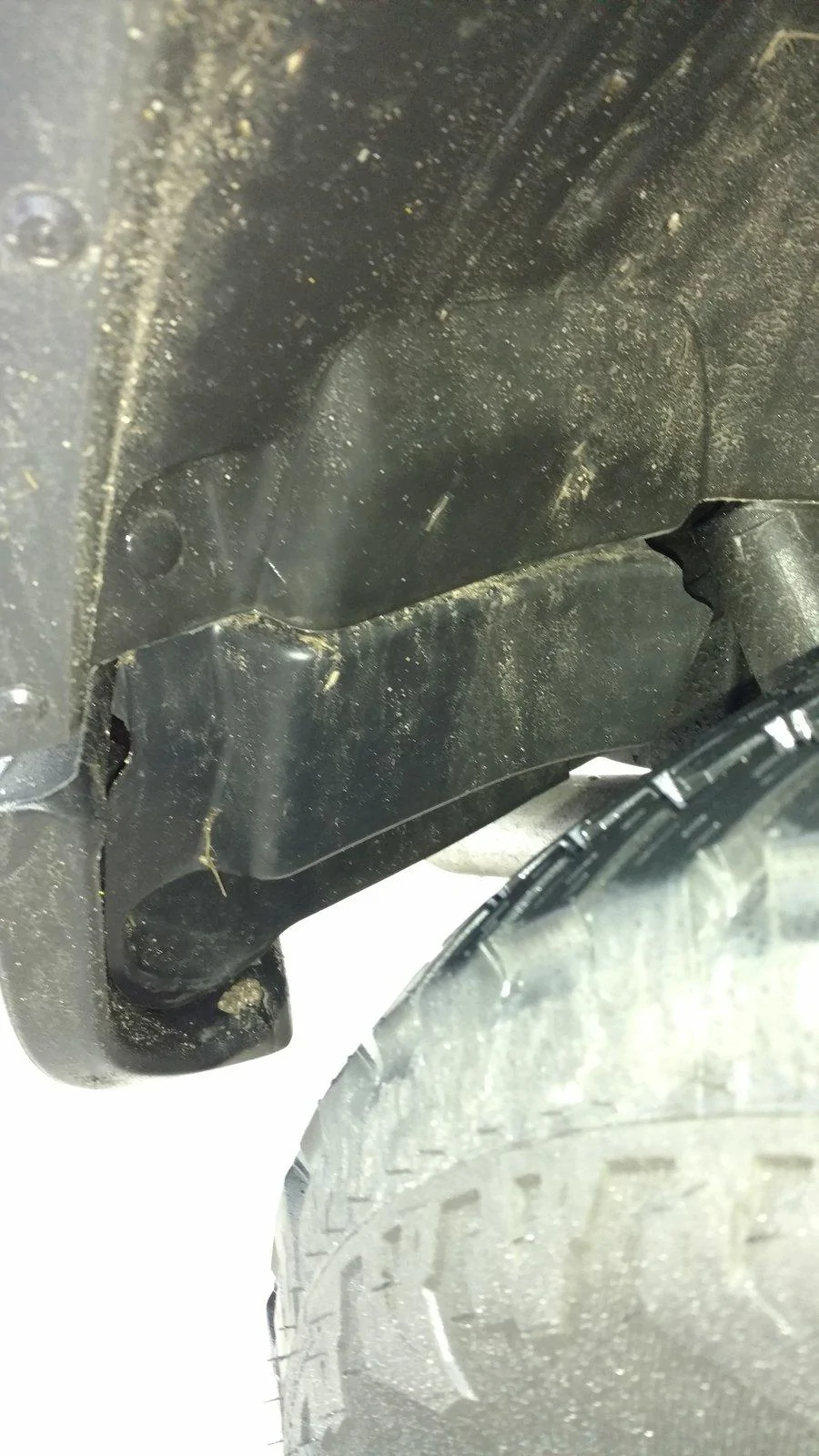 Jeep Wrangler JL missing rear wheel well piece?? IMG_20190204_171942379