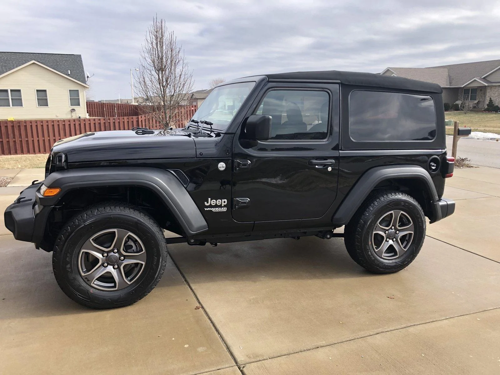 Jeep Wrangler JL Introductions & Welcome Thread 👋 AEB93066-BF56-41EF-AB81-E7BE243CB26A