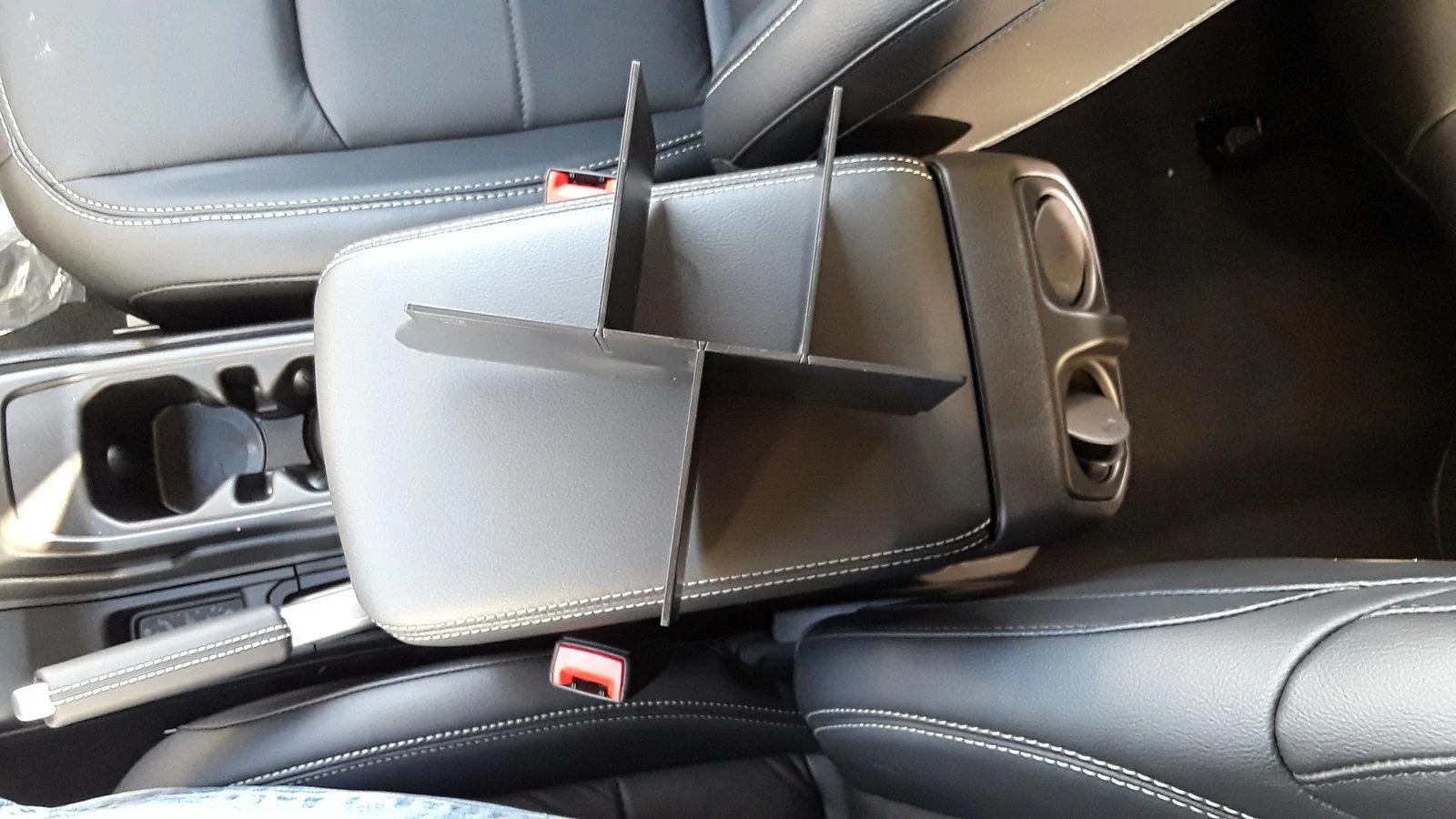 Jeep Wrangler JL Center console organizer 20190131_150856