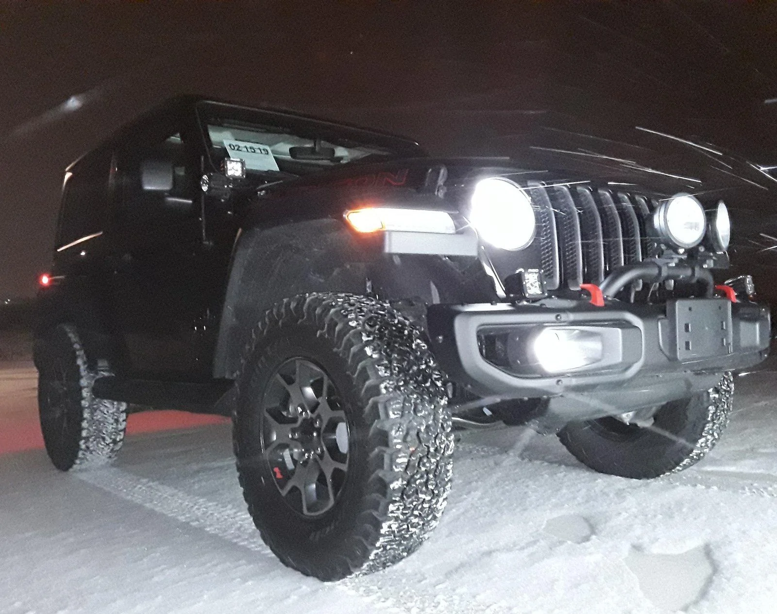 Jeep Wrangler JL Jeeps in Snow... post pics. JL in night snow 2