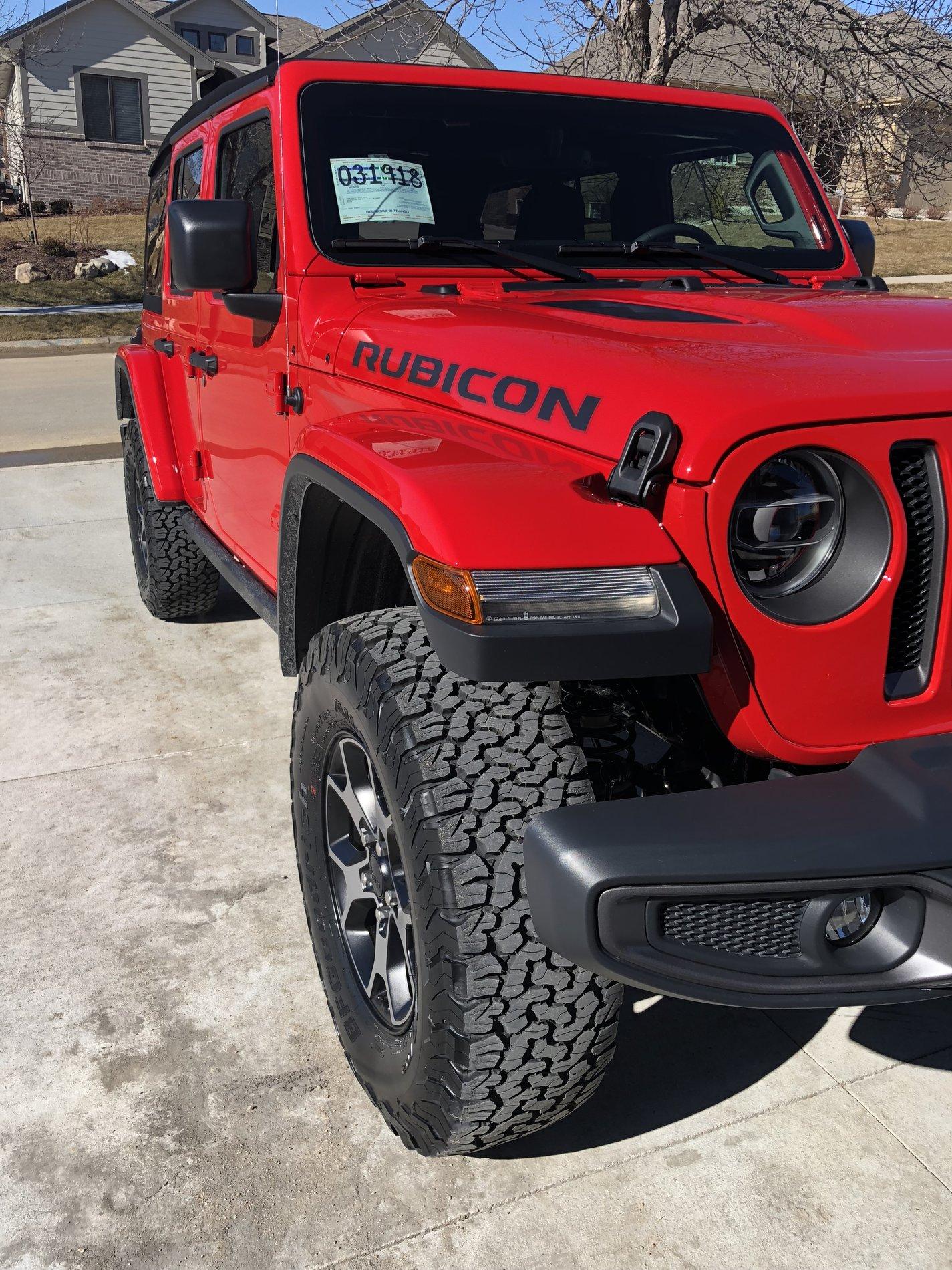 Jeep Wrangler JL Show off your Delivered JL Here! 92B993D5-2FE3-4449-B825-D3CF0FA25B56