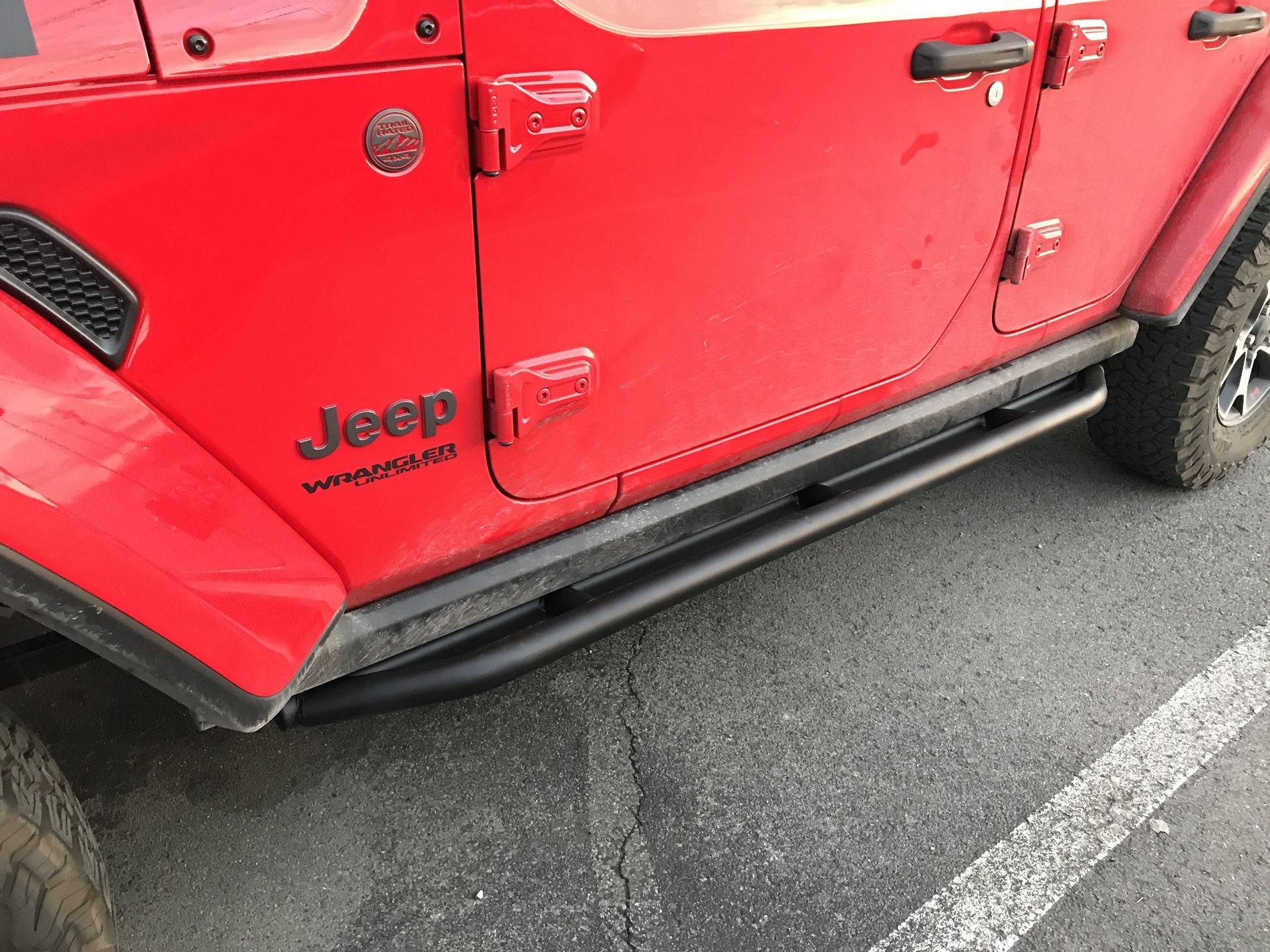 Jeep Wrangler JL Rock Sliders and Side Step A8C9BB97-B269-4090-B4B7-D395487F9150