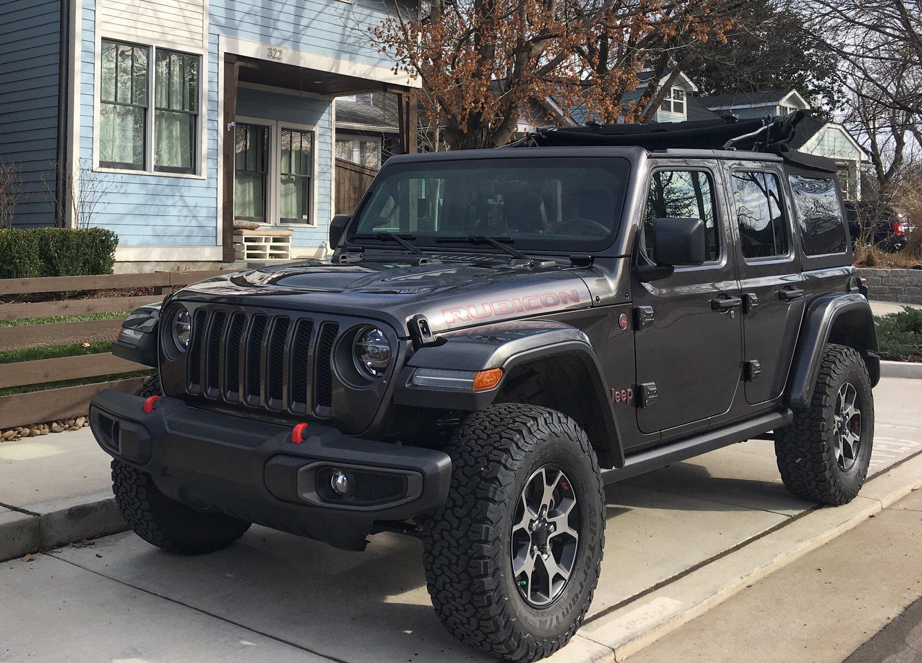 Jeep Wrangler JL premium soft tops recieved yet 1A7862B3-CFBA-44B1-9F50-7072BF195736