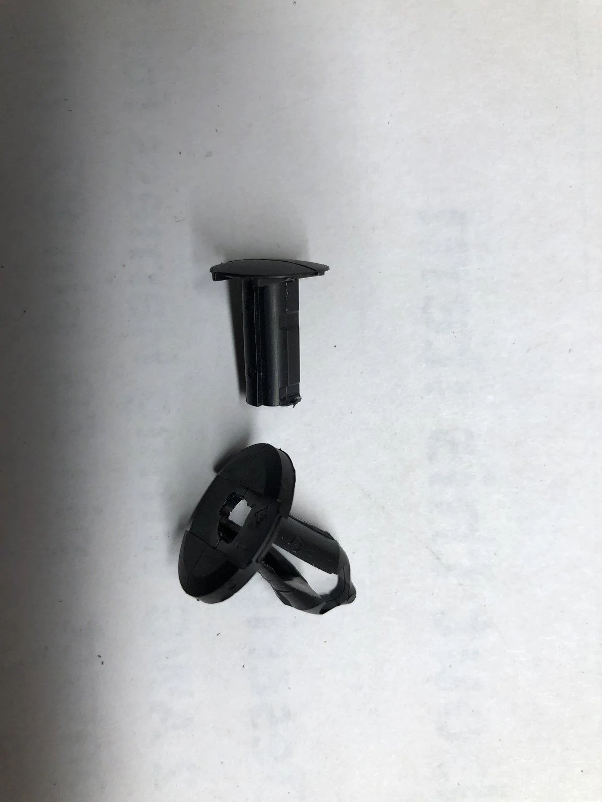 Jeep Wrangler JL Grill clips 4C0071F9-70D8-4C32-A7B2-233F21CF7BAE