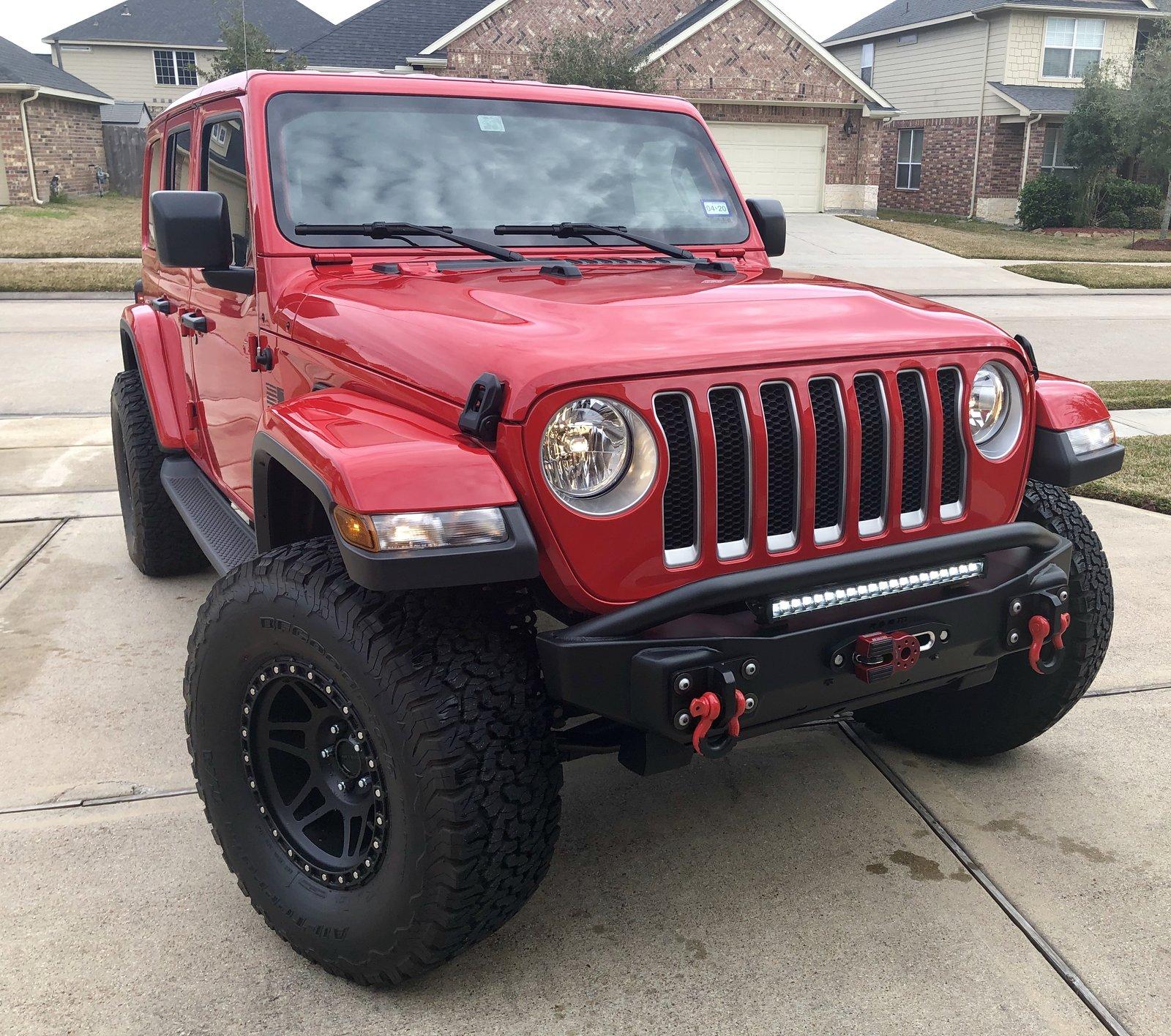 Jeep Wrangler JL Houston area lift installation 7F82C573-C95F-42A1-AD49-AE3E407AE4B4