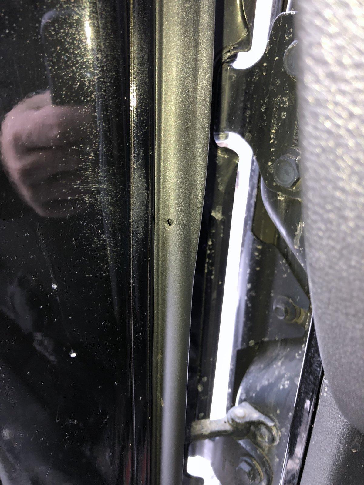 Jeep Wrangler JL Hard top wind noise 5E385641-A12F-483C-B22E-6C4920742BB6