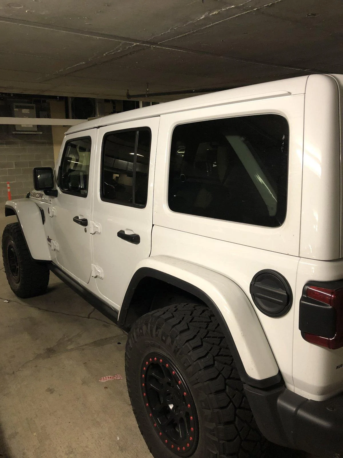 Jeep Wrangler JL LOADED 2018 Jeep Wrangler Unlimited Rubicon w/ Mopar Beadlocks - I’ll Deliver! 2800FB13-988E-4EEF-A0FA-FE60CB83A361