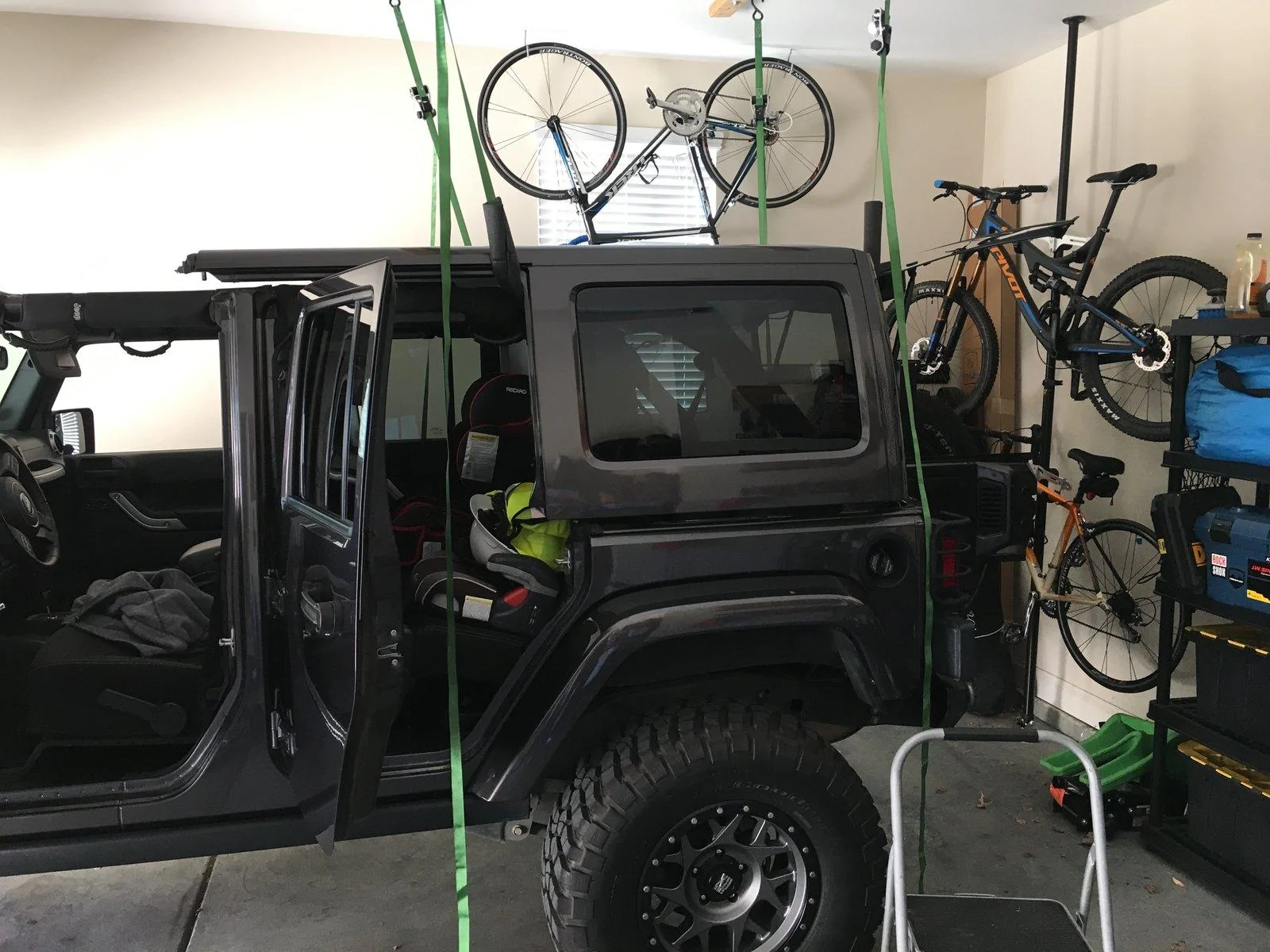 Jeep Wrangler JL Garage Hoist 6A38DA9E-7D79-4407-B3A0-745F28B064A4
