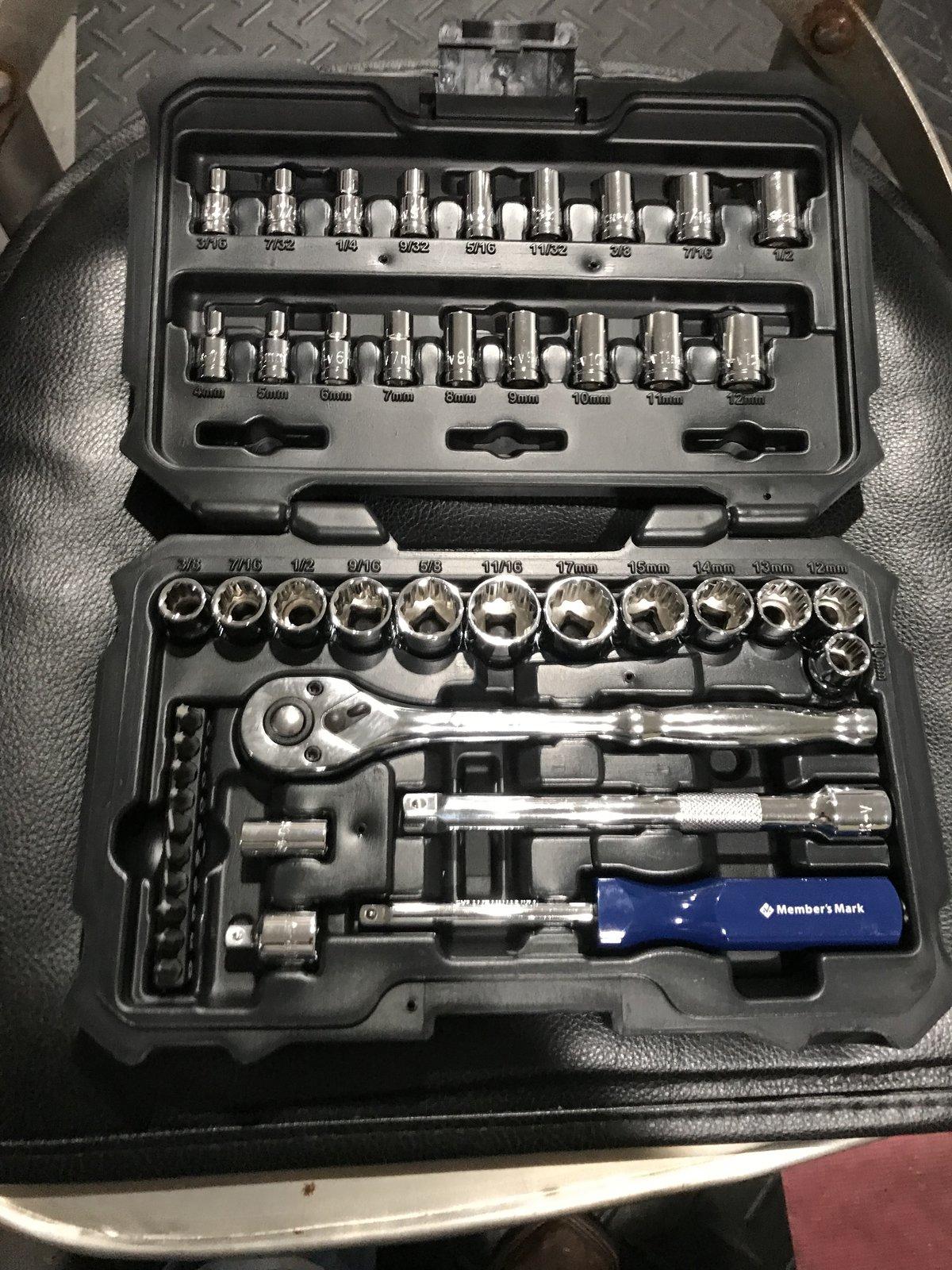 Jeep Wrangler JL Minimalist (yet complete) tool set 3F0682D4-3182-42DC-B4A6-87AA7A08DE39