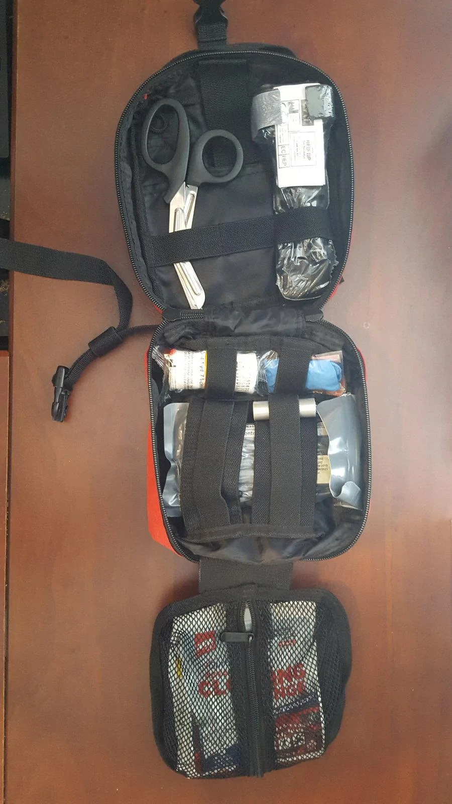 Jeep Wrangler JL First Aid Kit Contents first aid 2