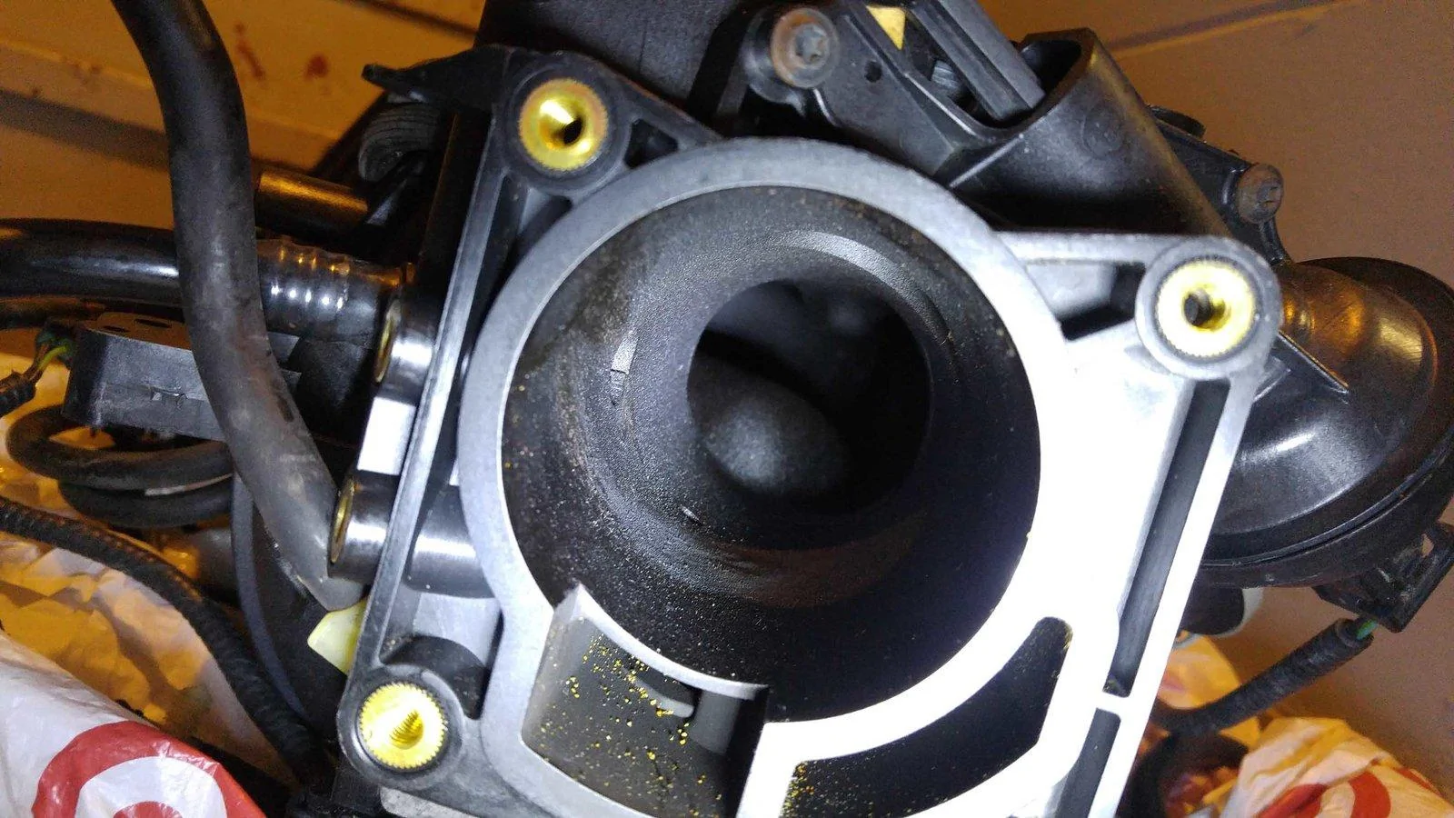 Jeep Wrangler JL To Catch a Catch Can intake insid