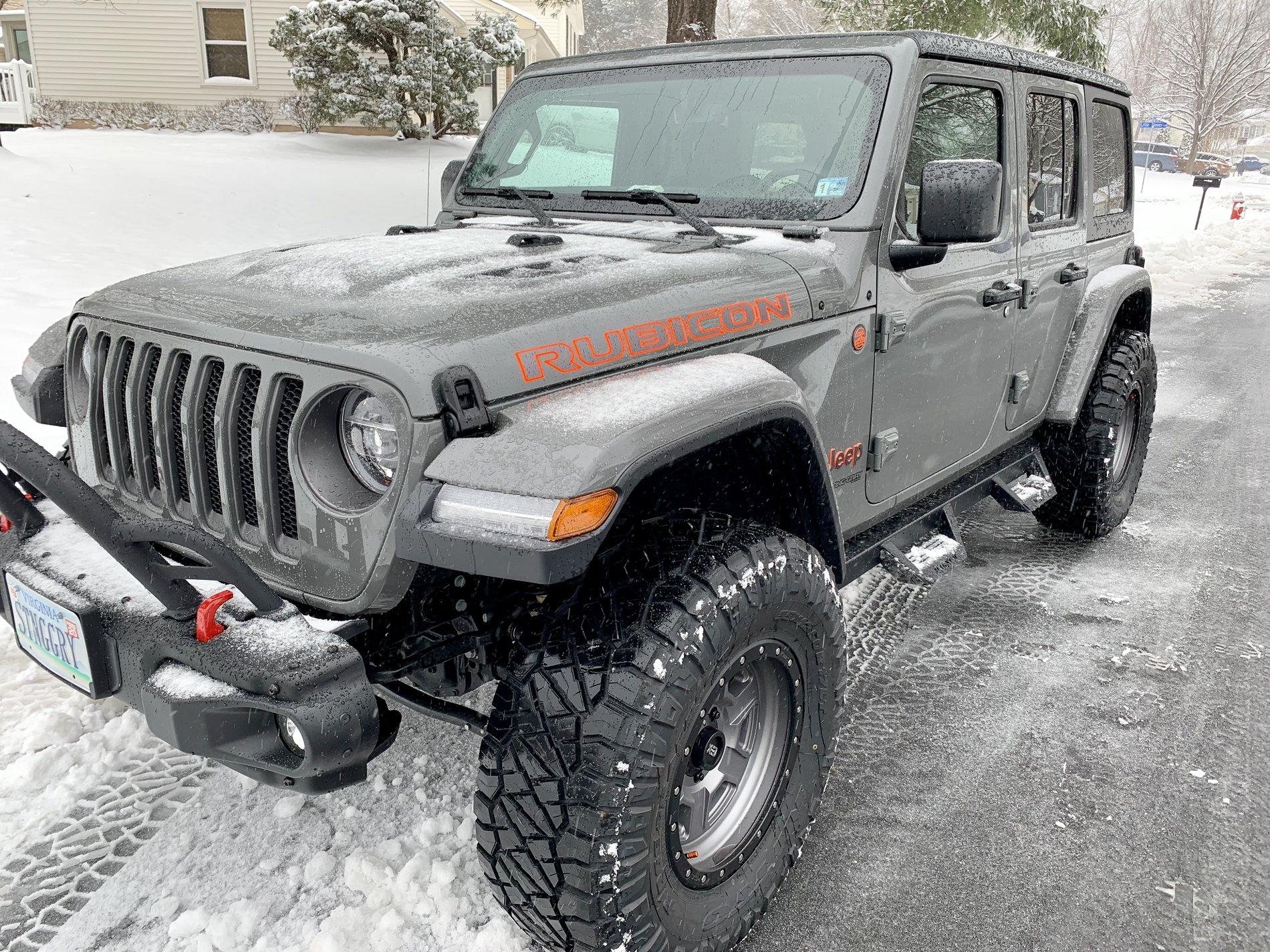 Jeep Wrangler JL Jeeps in Snow... post pics. C846C0C3-1080-444E-BC47-8BB7E6106AC1