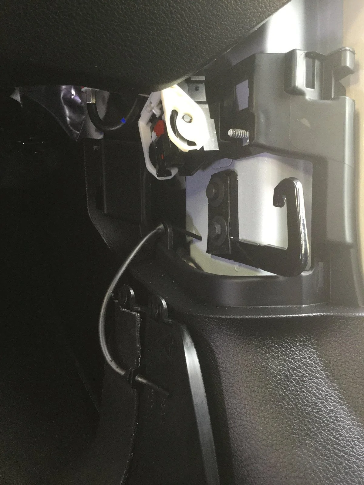 Jeep Wrangler JL AUX Switches: Cable COLOR CODE Wiring Identification 1CF31D01-EF90-4C21-98BA-A0C3137F81E7