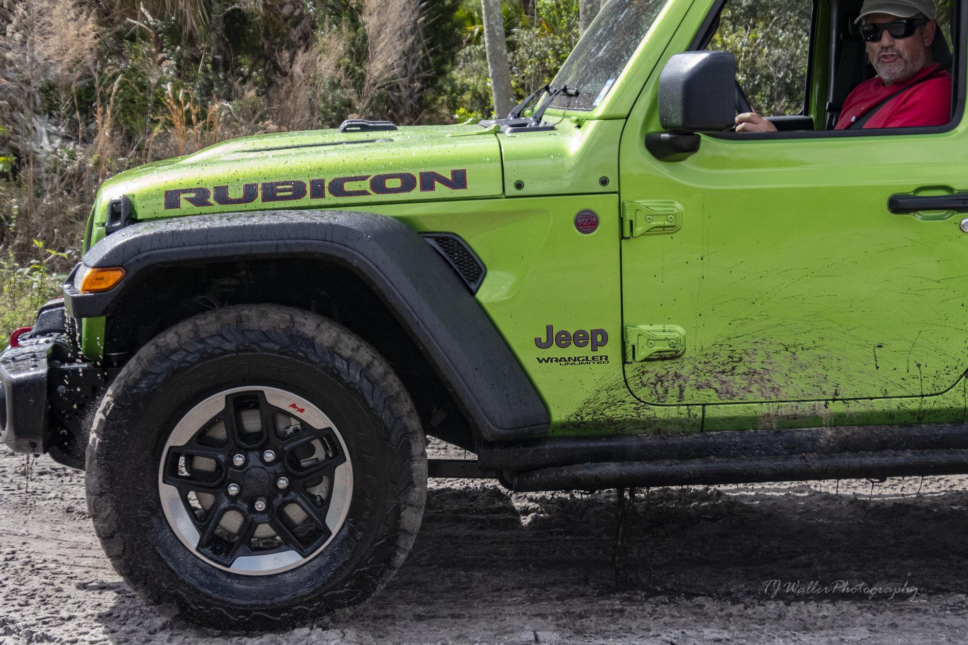 Jeep Wrangler JL Florida Roll Call! Bob & Me FLT (Bob TJP9502D500)