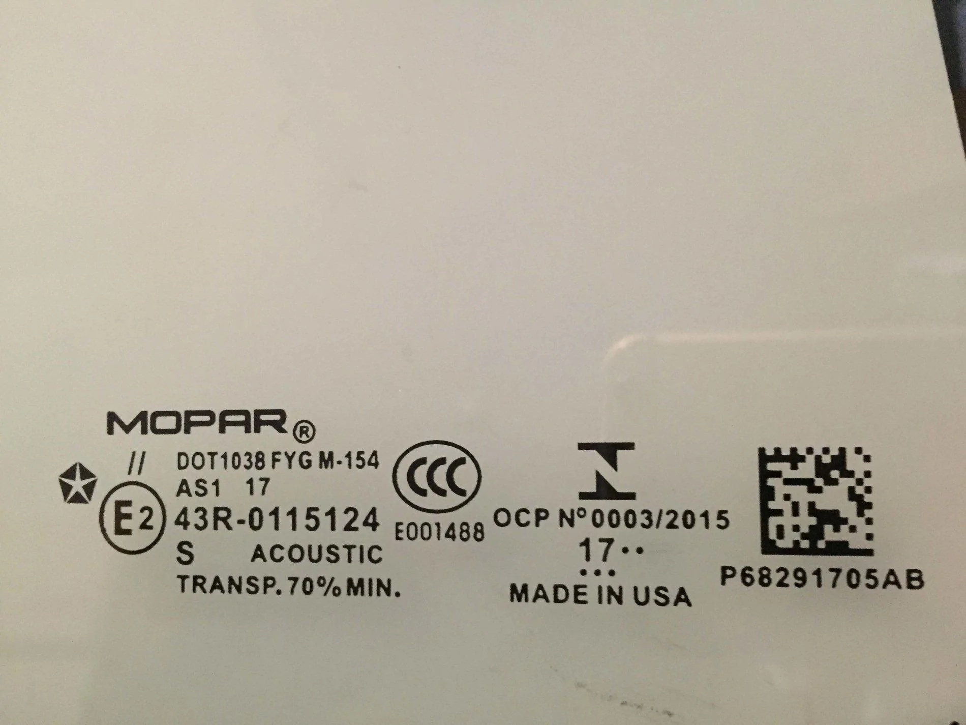 Jeep Wrangler JL Cracked Windshield Club rubicon_windshield