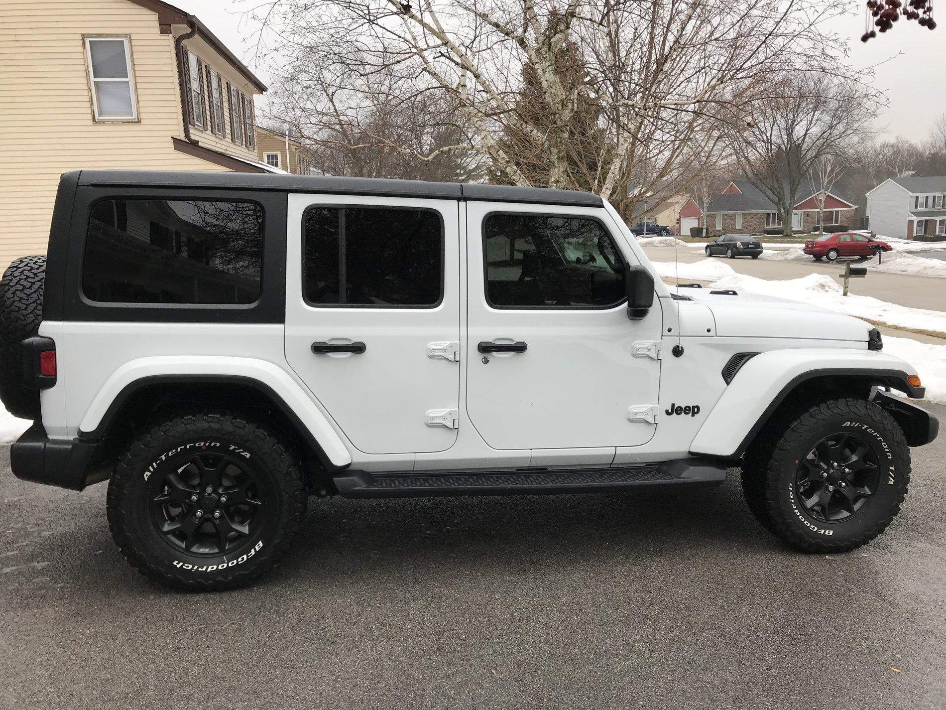 Jeep Wrangler JL MOAB Wheels w/ BFG 34x10.5 E2B0ADCA-9C2F-42FA-AA71-F42FE5A56C67