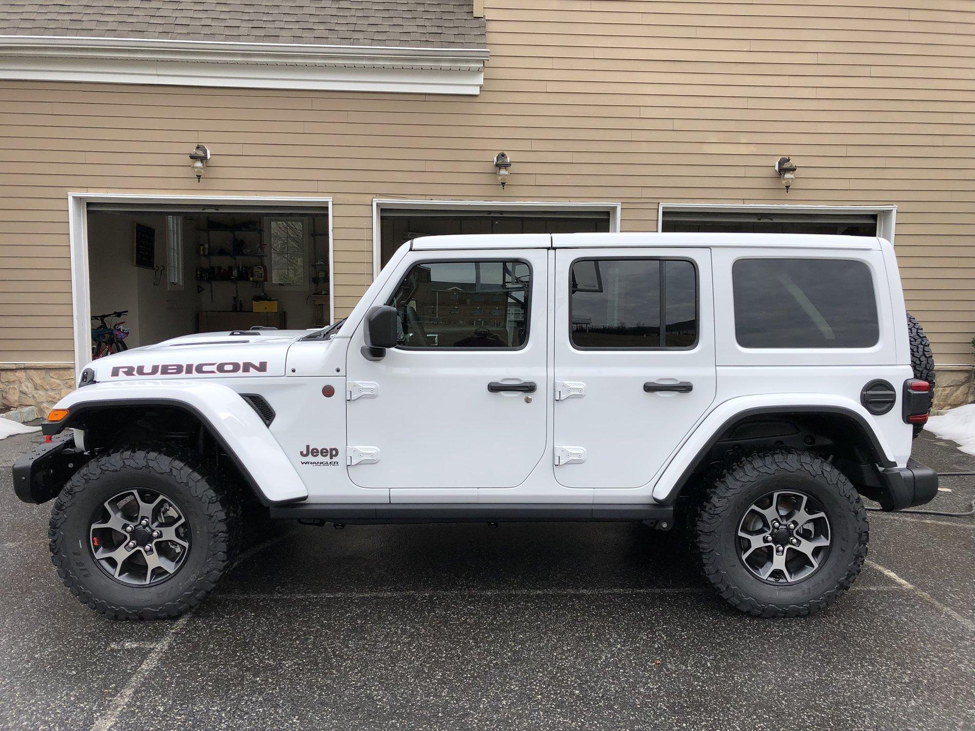 Jeep Wrangler JL First wash and wax! 2D36BB0F-E0B4-4AF0-9420-B0079D8CF1CB
